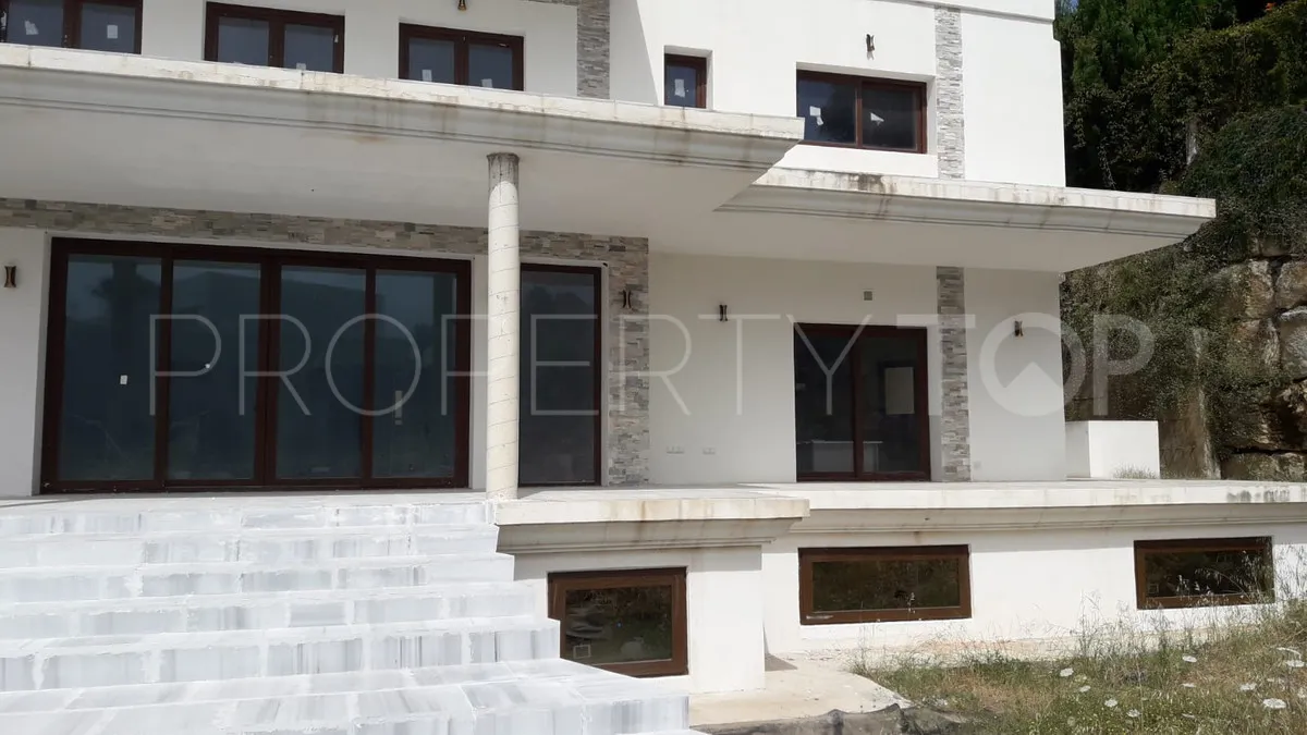 Paraiso Alto, villa de 6 dormitorios en venta