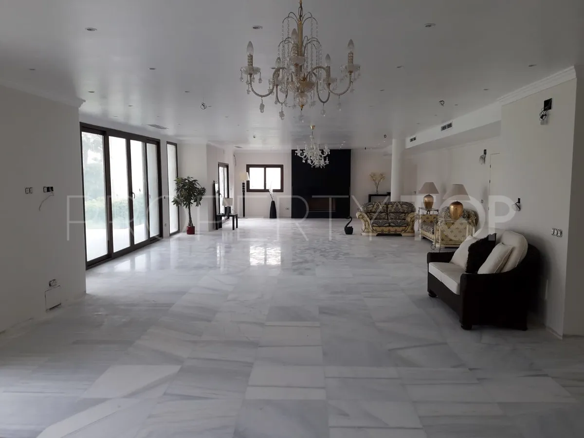 Paraiso Alto, villa de 6 dormitorios en venta