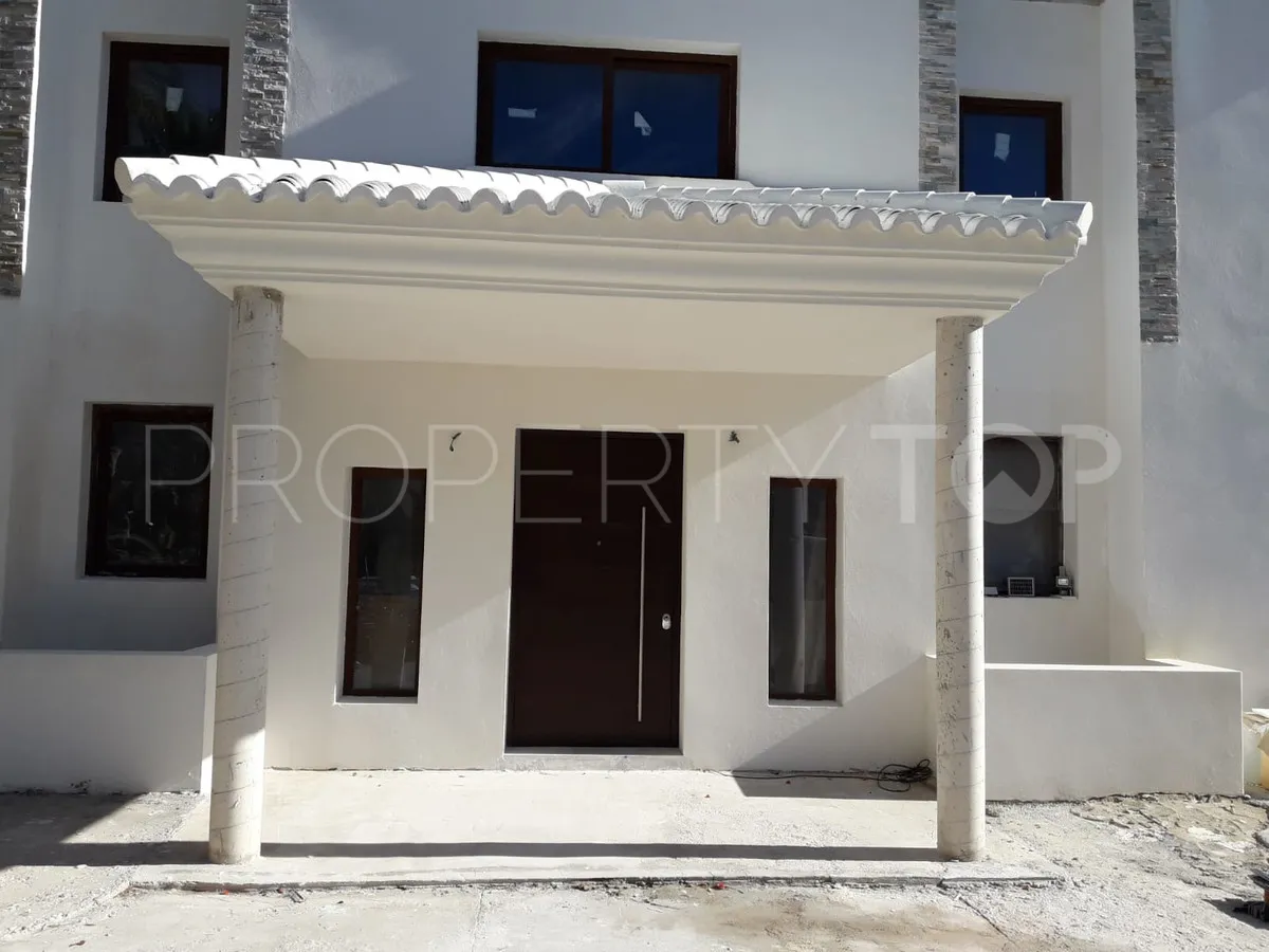 Paraiso Alto, villa de 6 dormitorios en venta