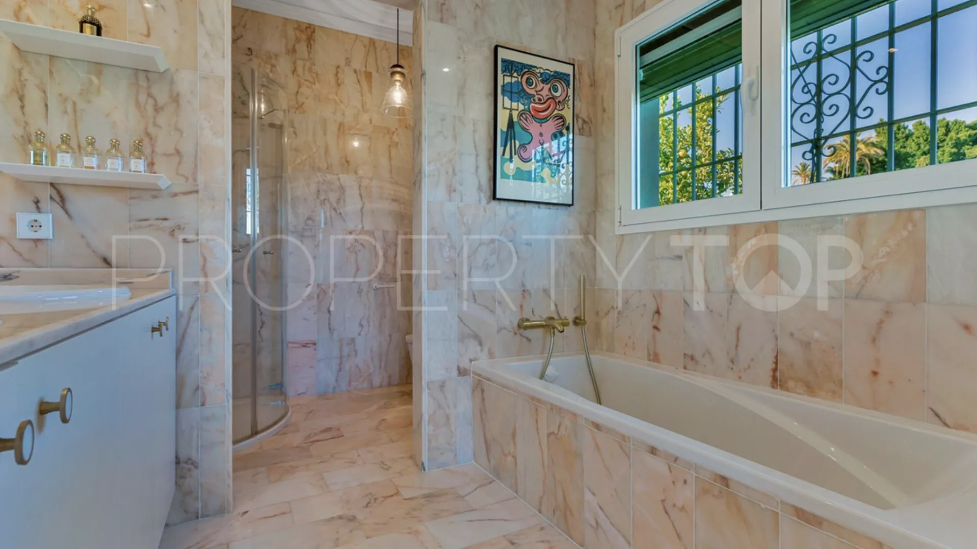 3 bedrooms El Paraiso villa for sale
