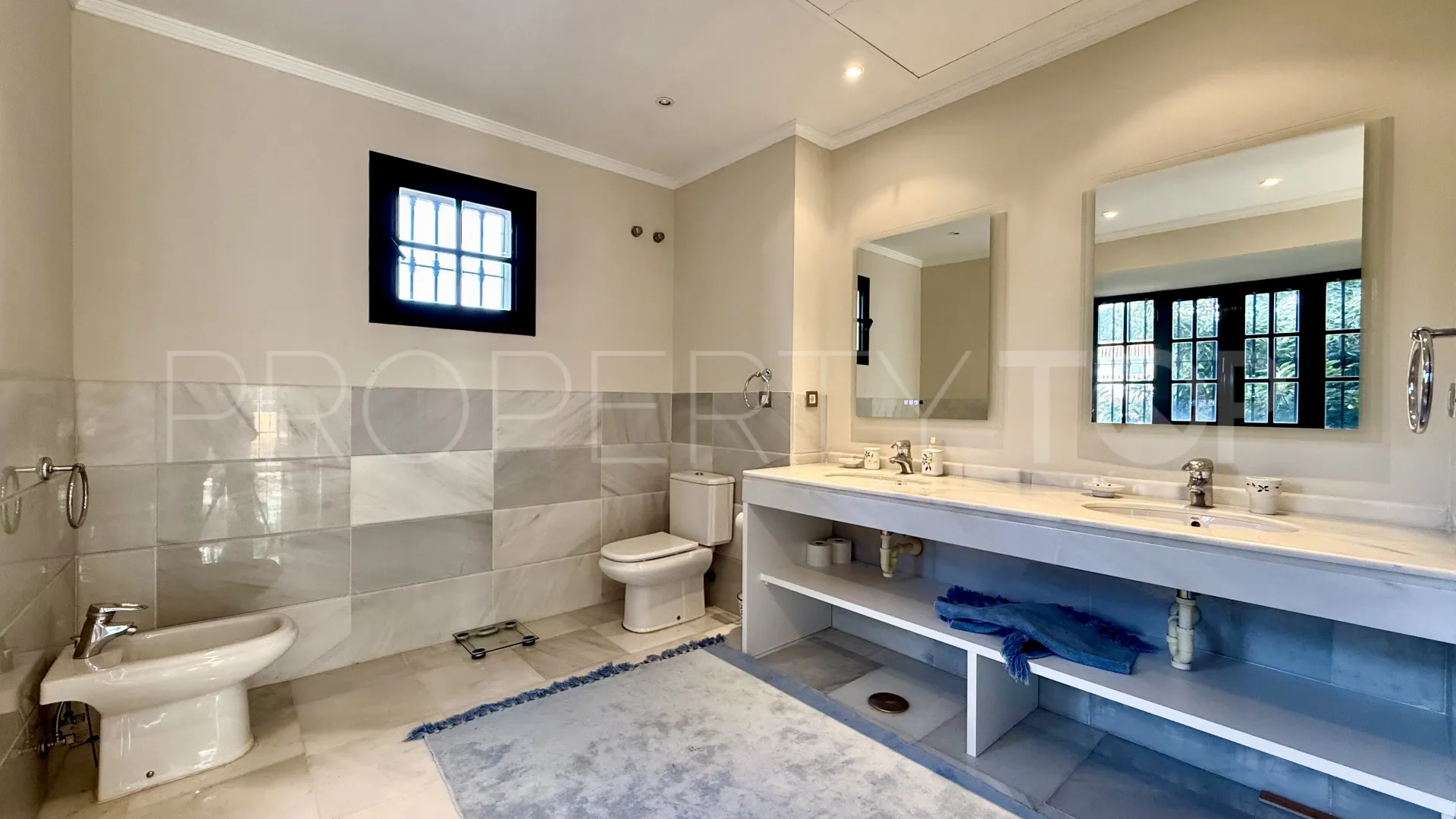Villa en venta en Casasola