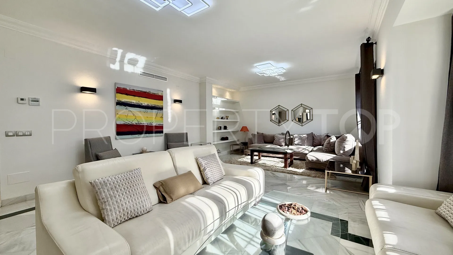 Villa en venta en Casasola