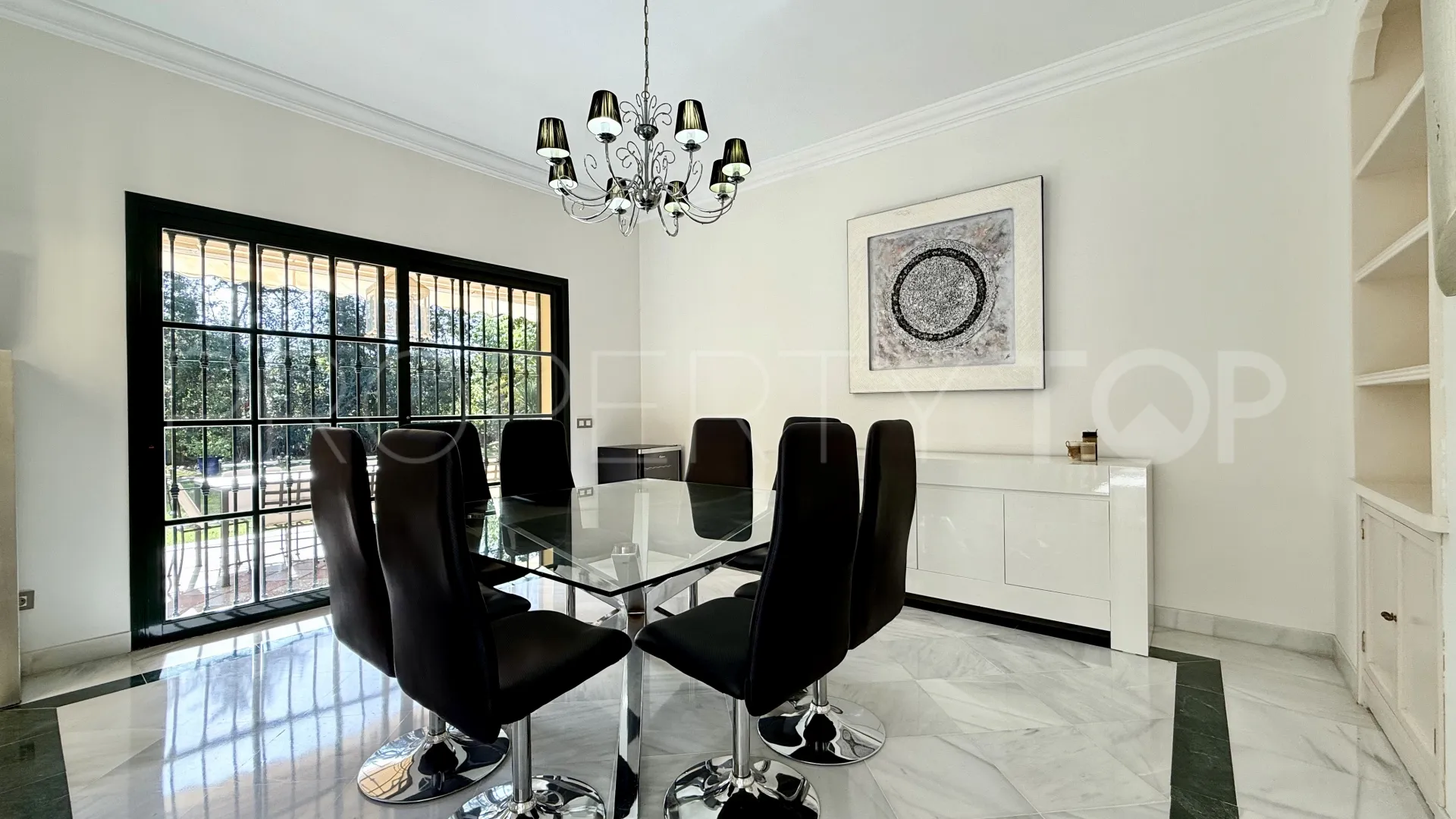 Villa en venta en Casasola