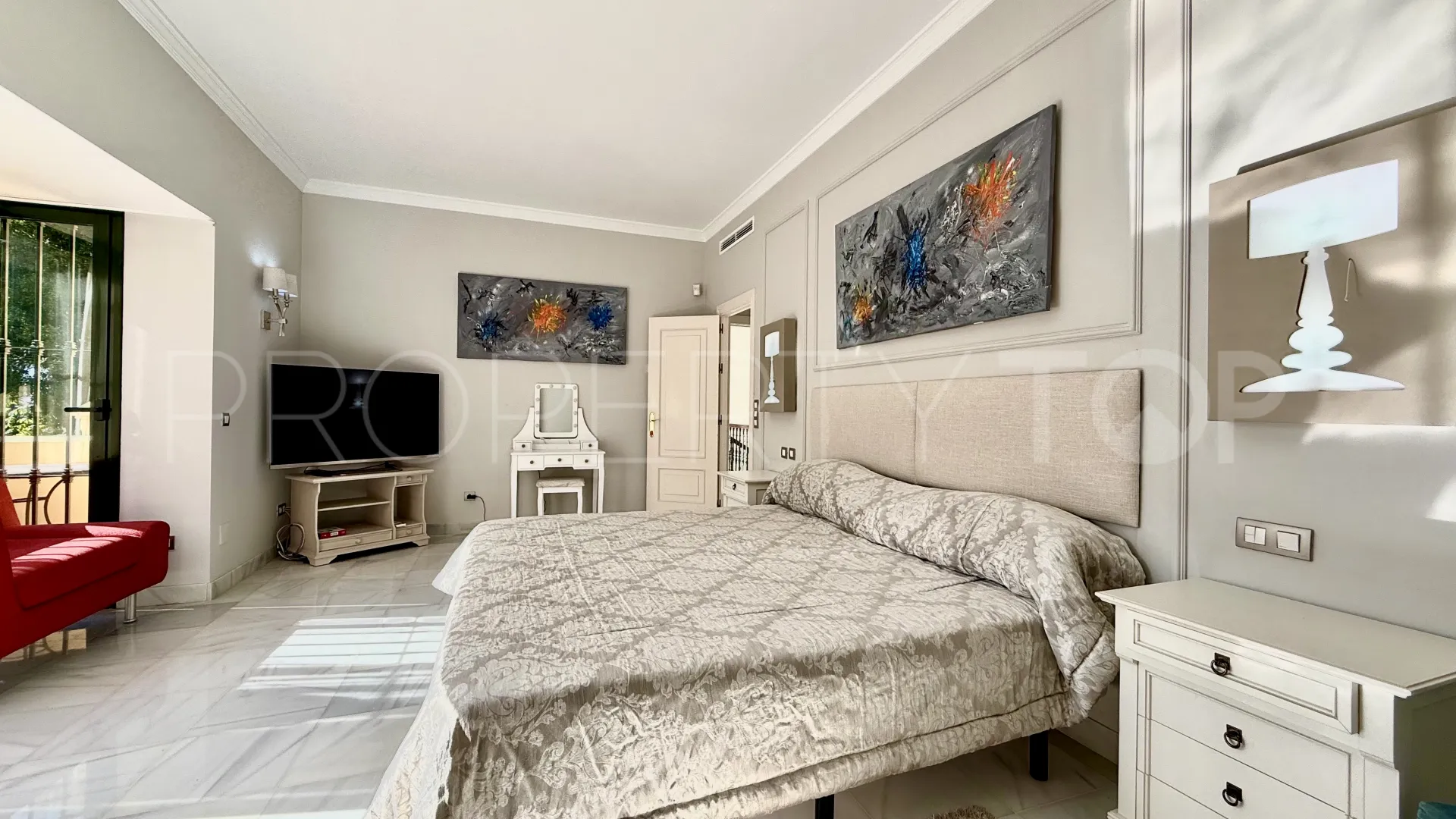 Villa en venta en Casasola