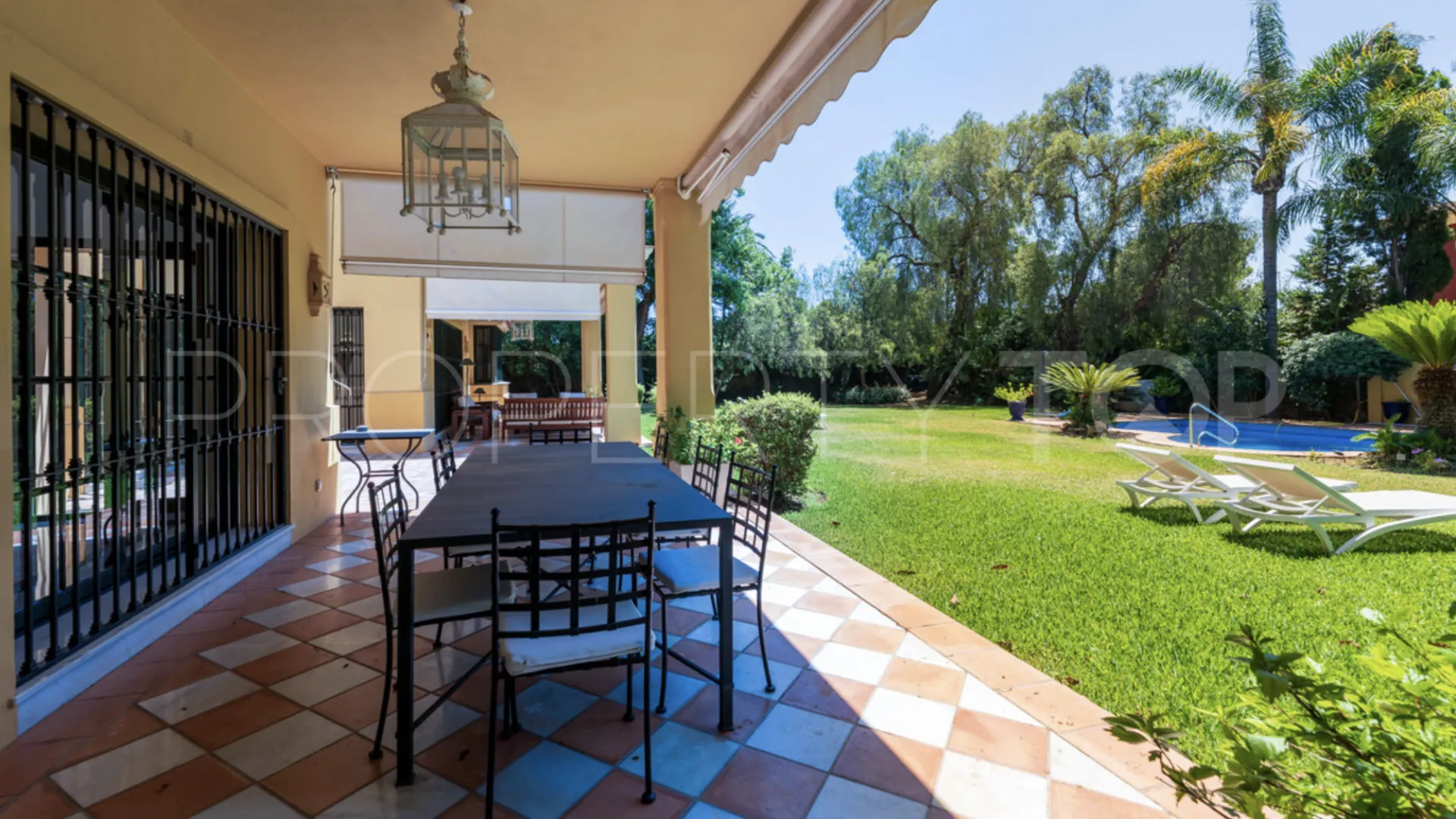 Villa en venta en Casasola