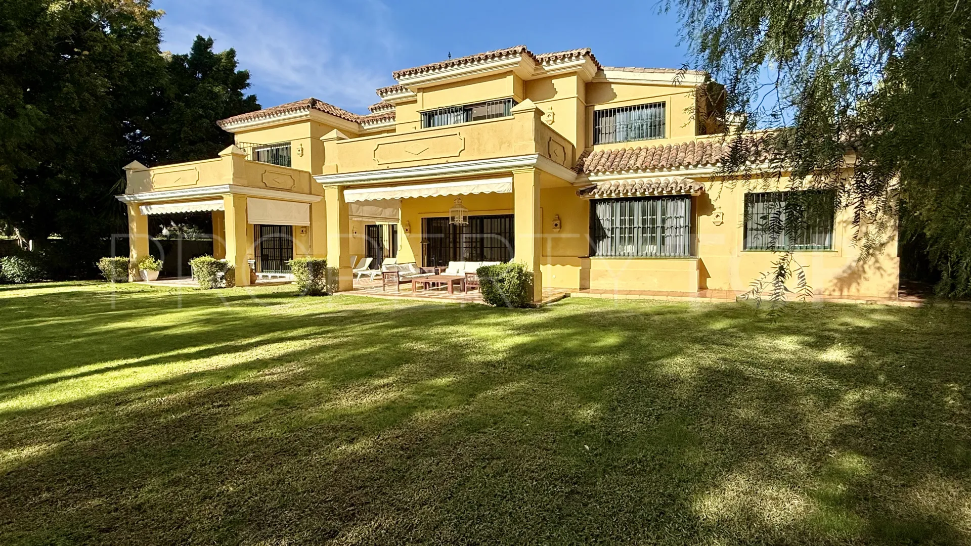 Villa en venta en Casasola