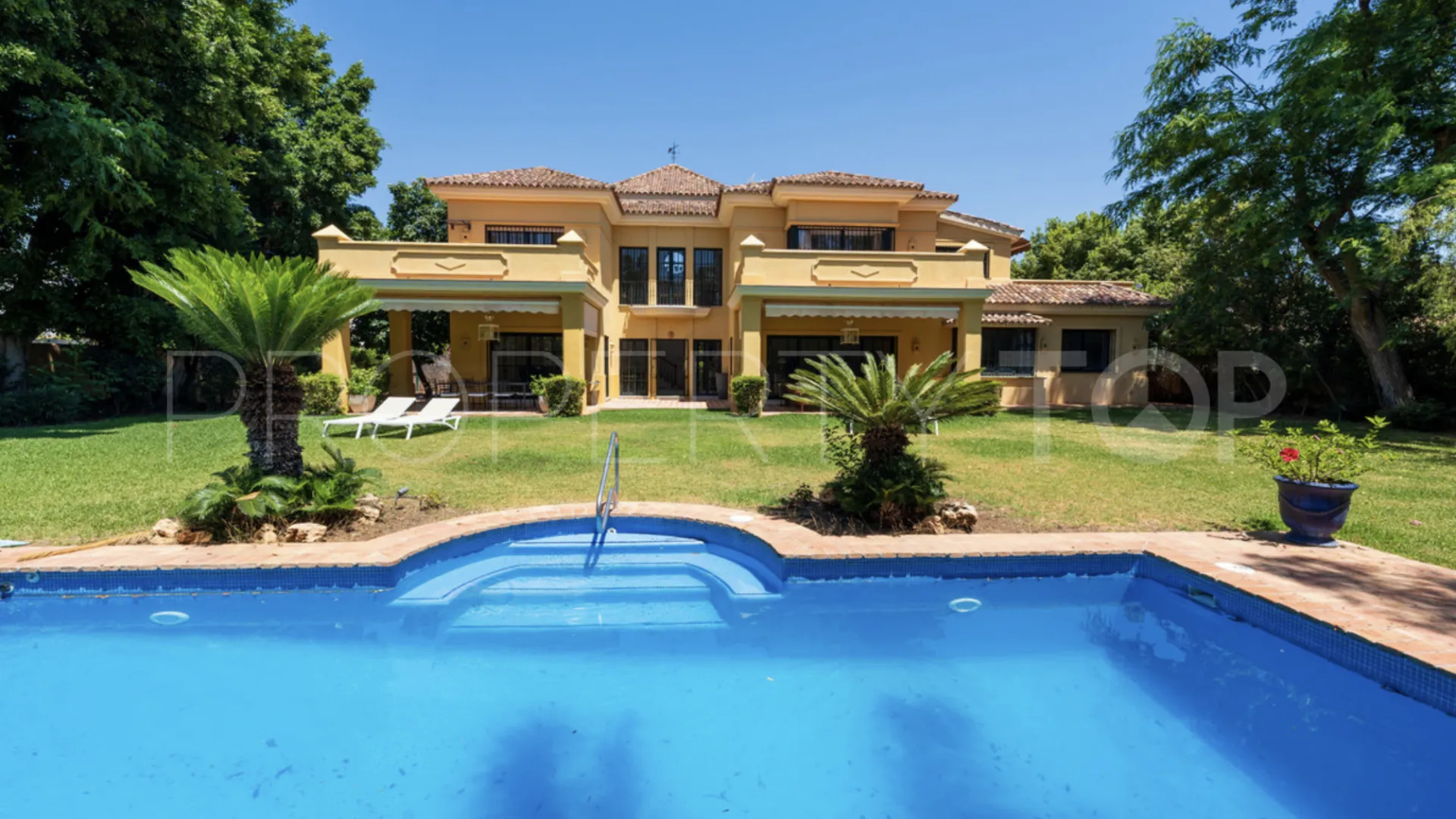 Villa en venta en Casasola