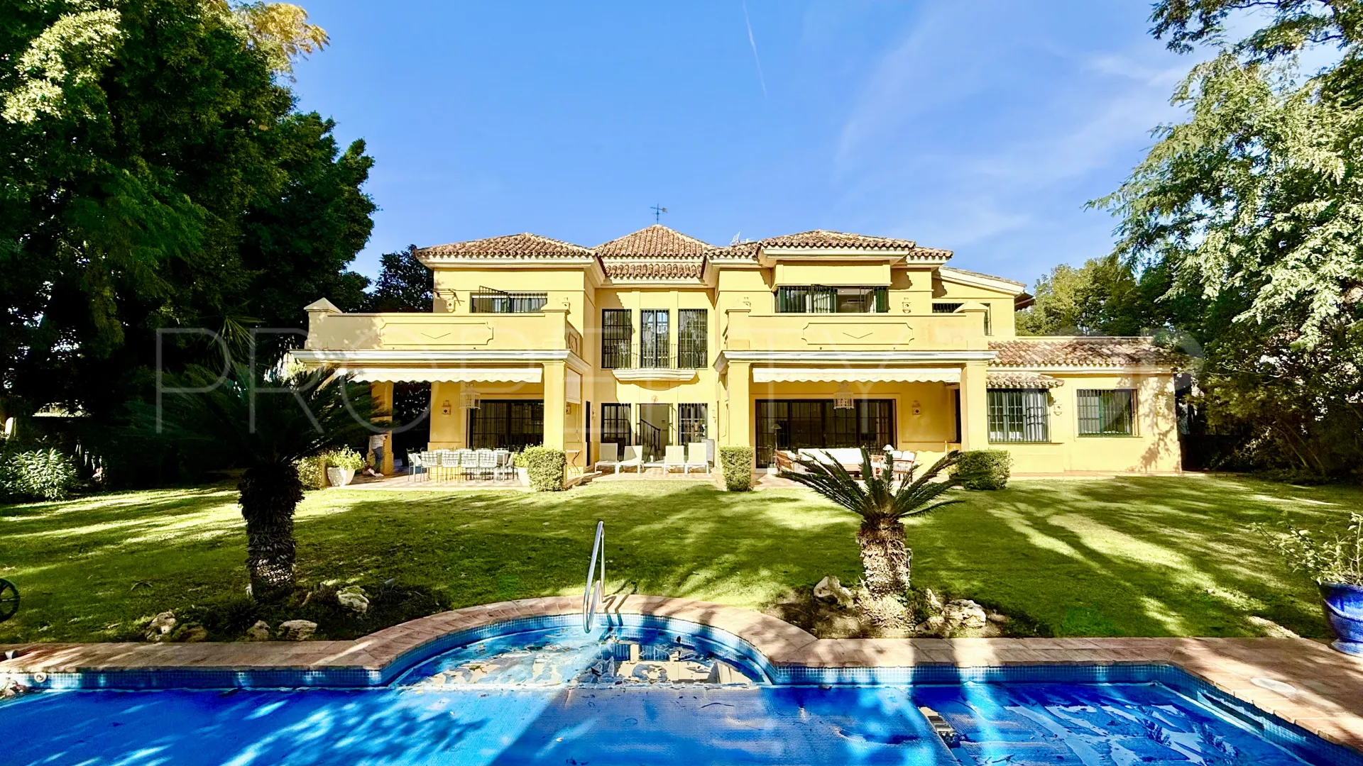 Villa en venta en Casasola