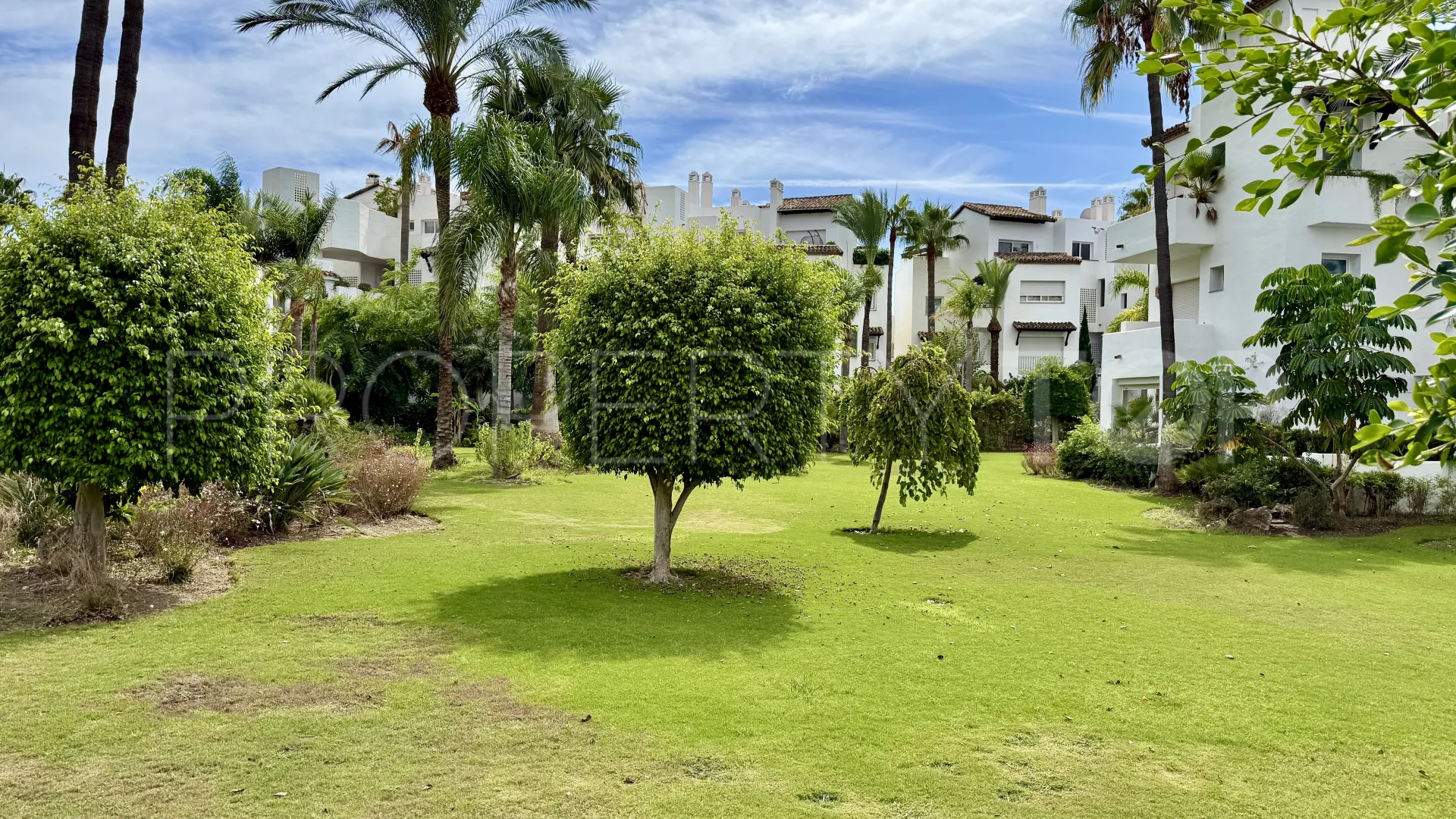 Apartamento planta baja con 3 dormitorios en venta en Costalita