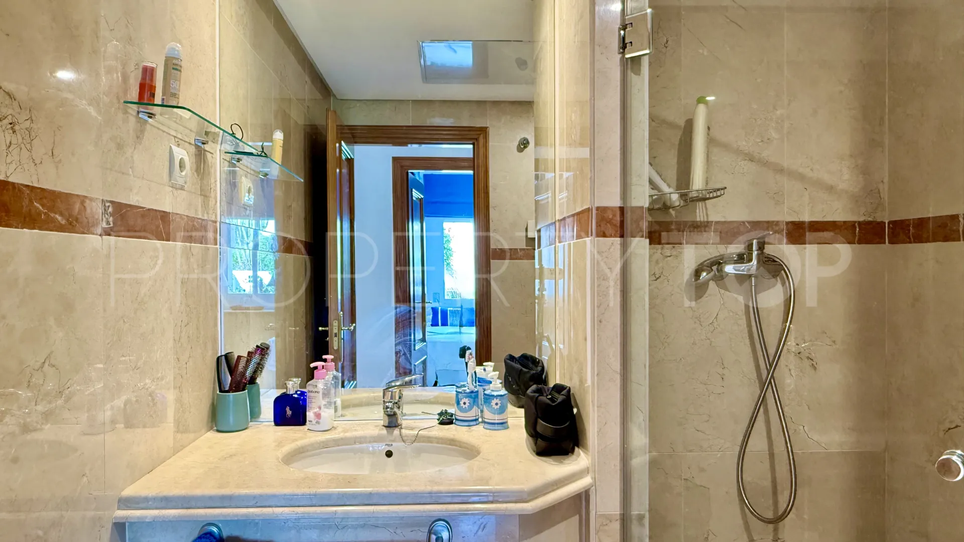 Apartamento planta baja con 3 dormitorios en venta en Costalita