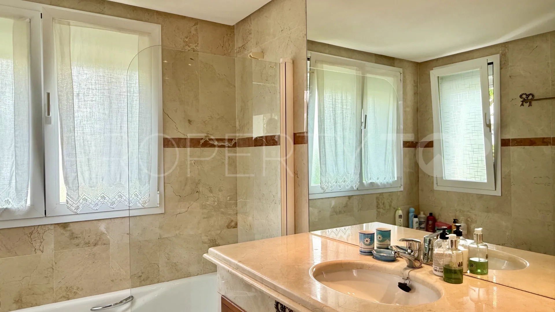 Apartamento planta baja con 3 dormitorios en venta en Costalita