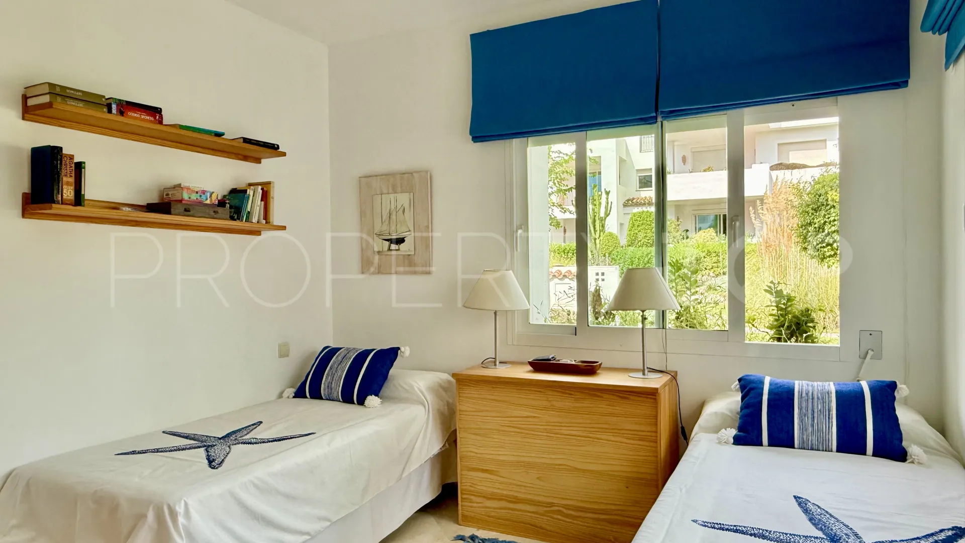 Apartamento planta baja con 3 dormitorios en venta en Costalita