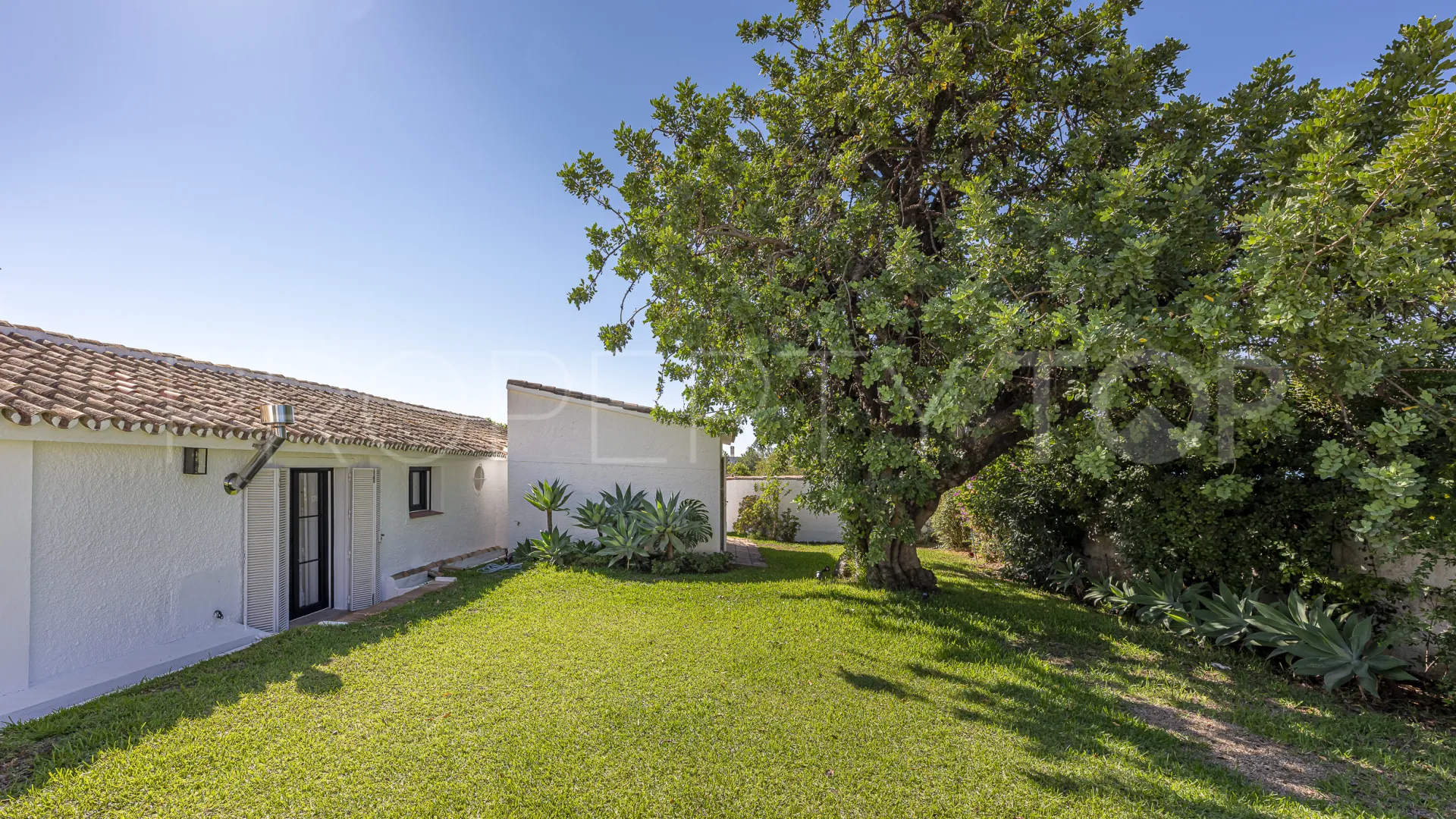 Guadalmina Alta 4 bedrooms villa for sale