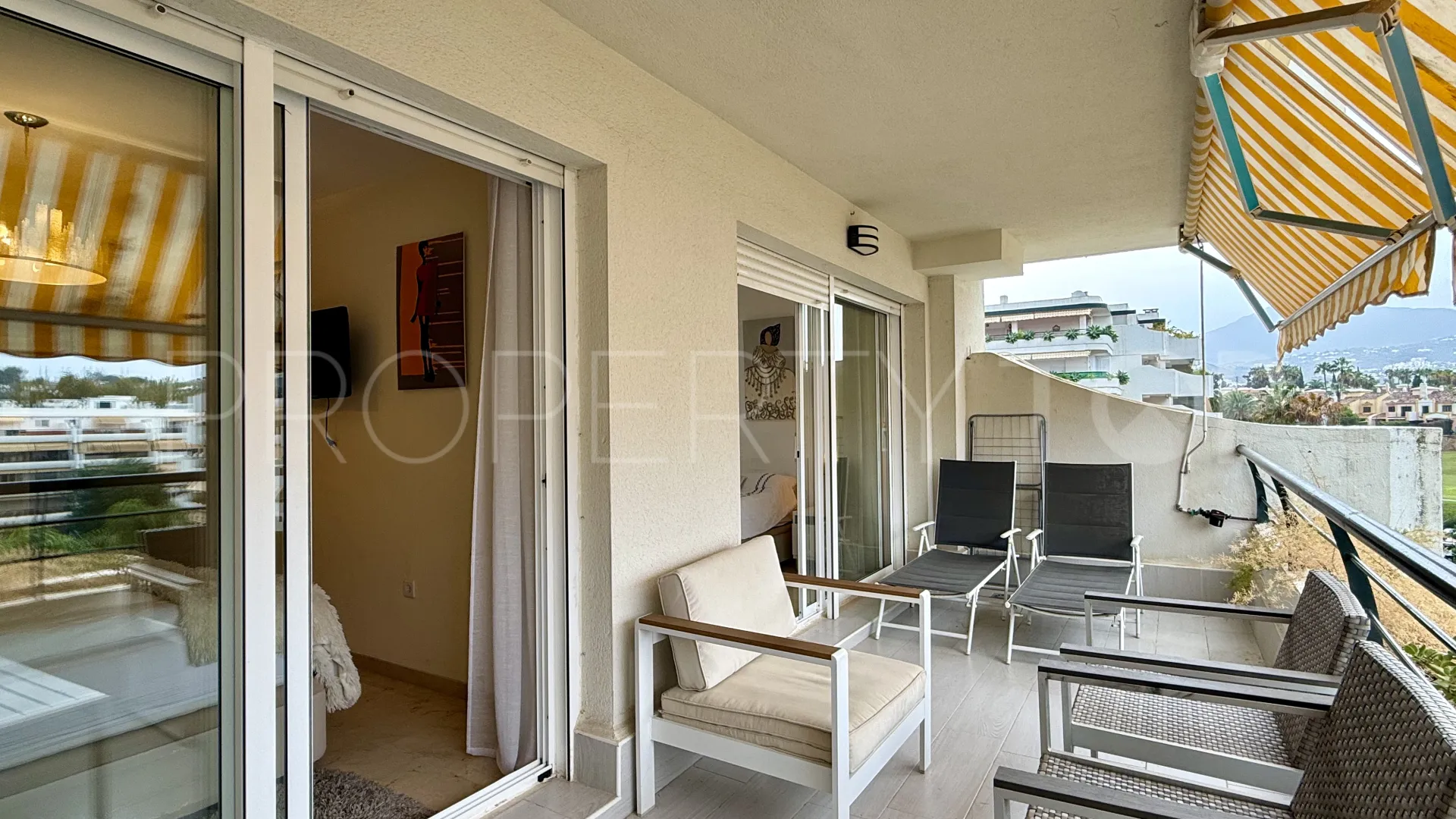 For sale apartment in Guadalmina Alta