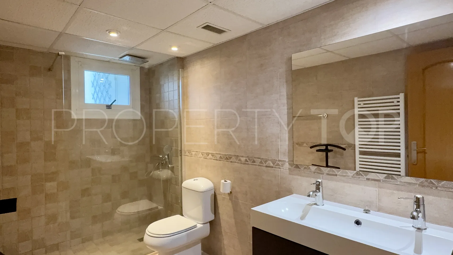 For sale apartment in Guadalmina Alta