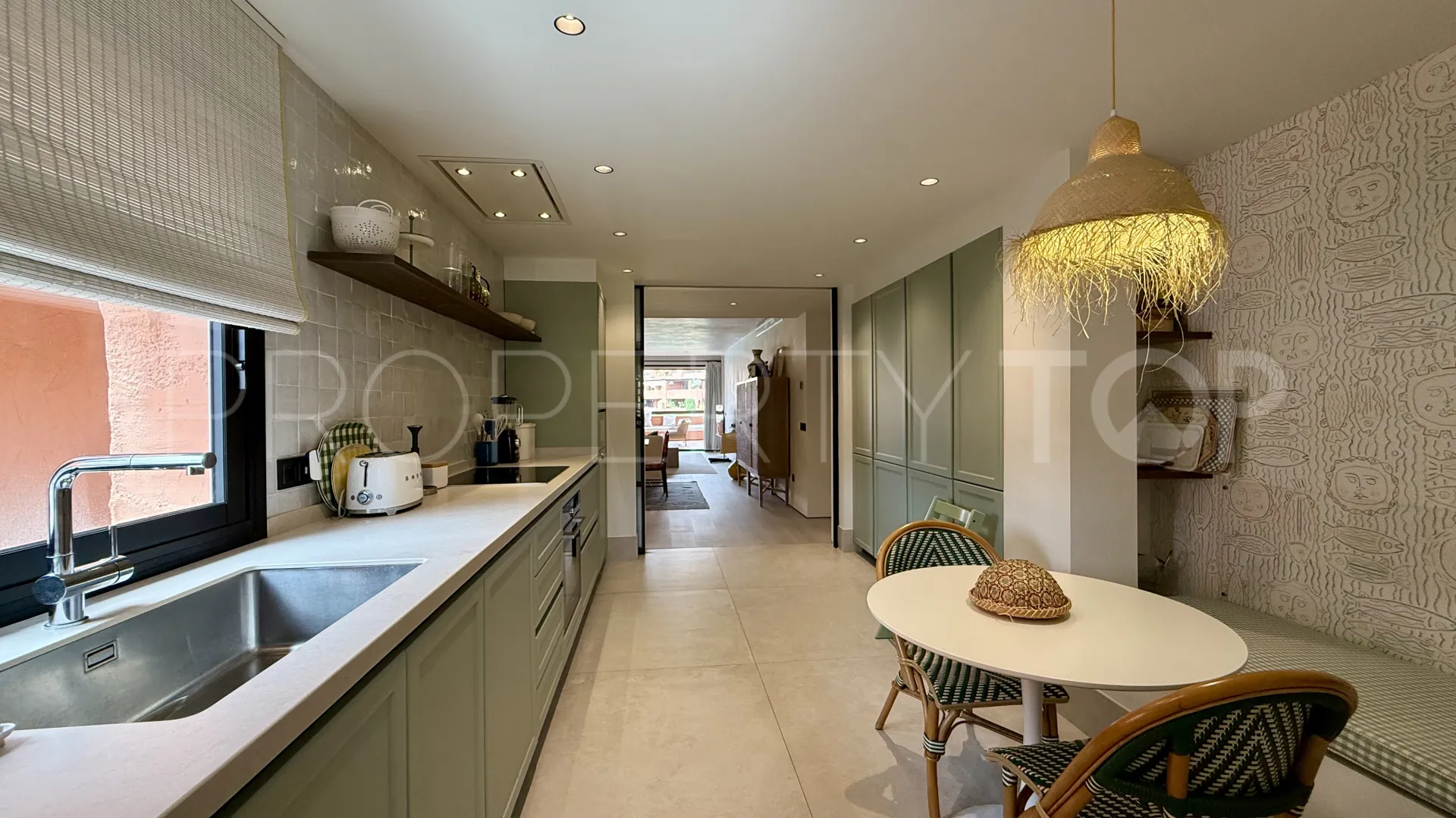 Se vende atico duplex en Alhambra del Golf con 4 dormitorios