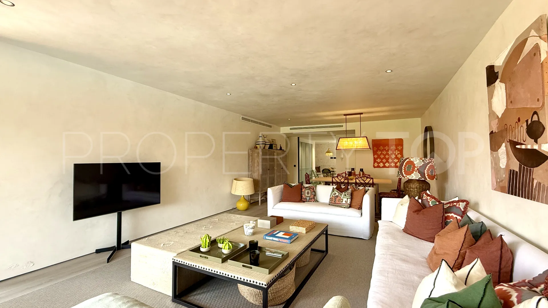 Se vende atico duplex en Alhambra del Golf con 4 dormitorios