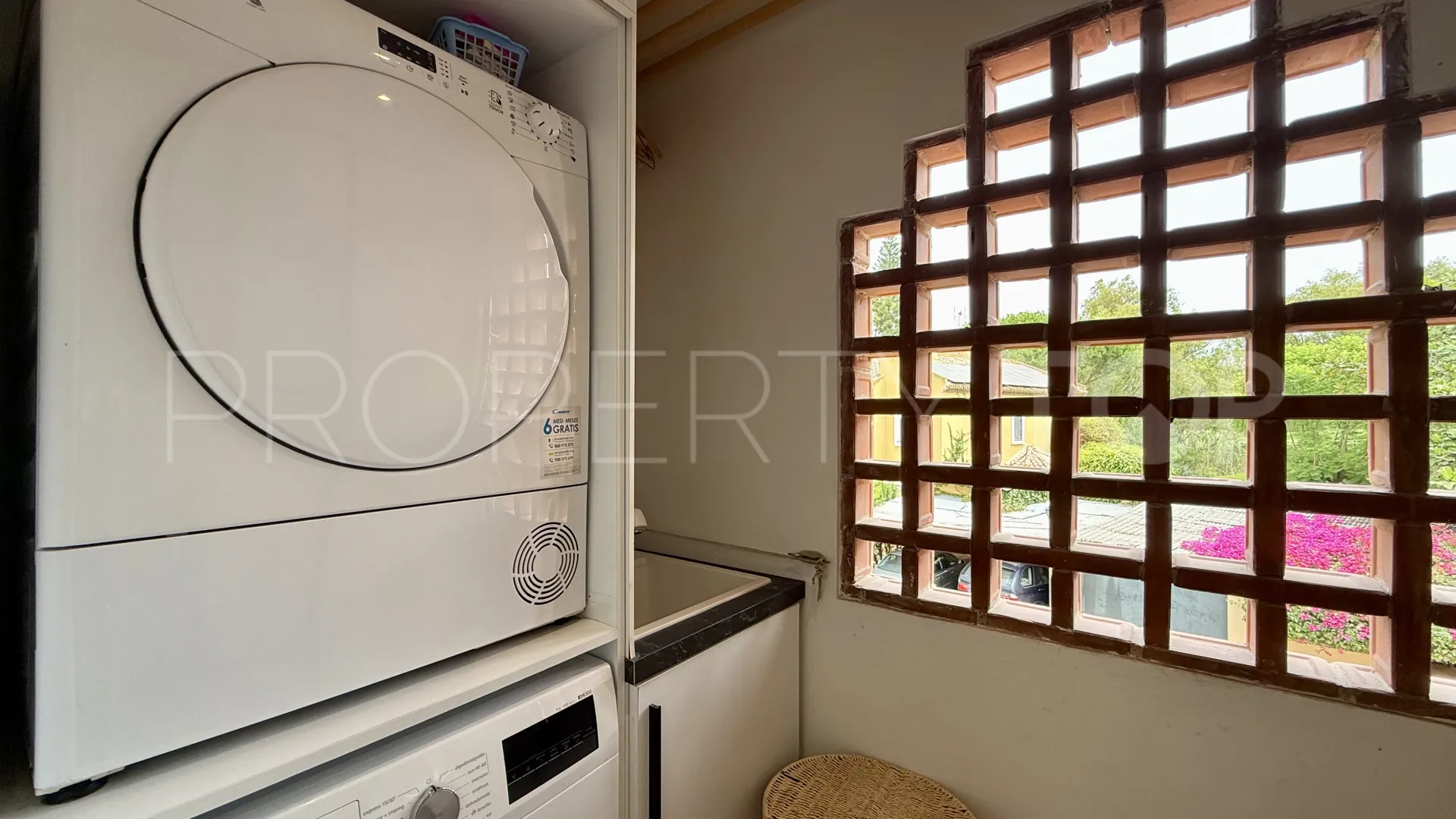 Se vende atico duplex en Alhambra del Golf con 4 dormitorios