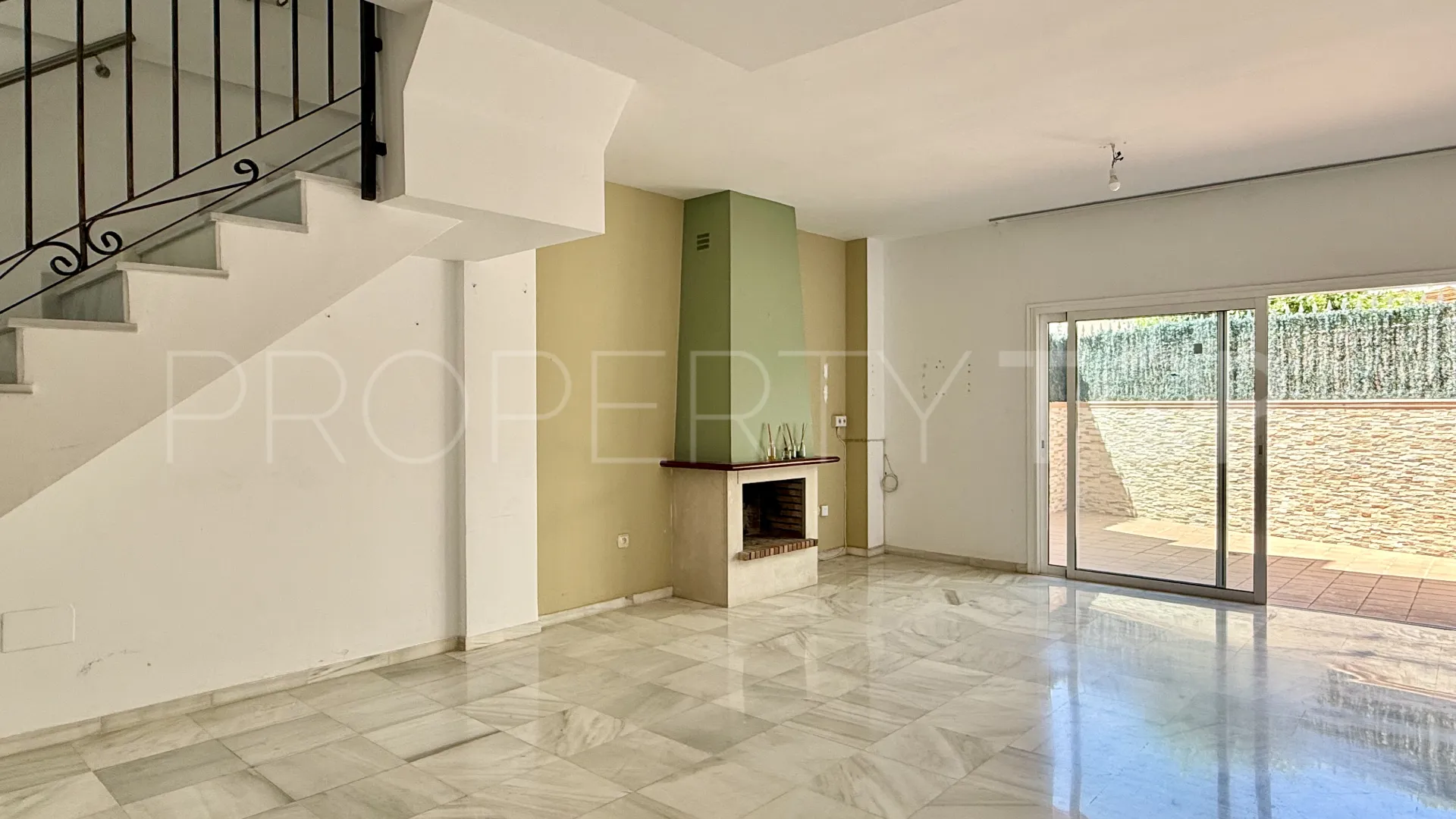 Town house for sale in El Saladillo