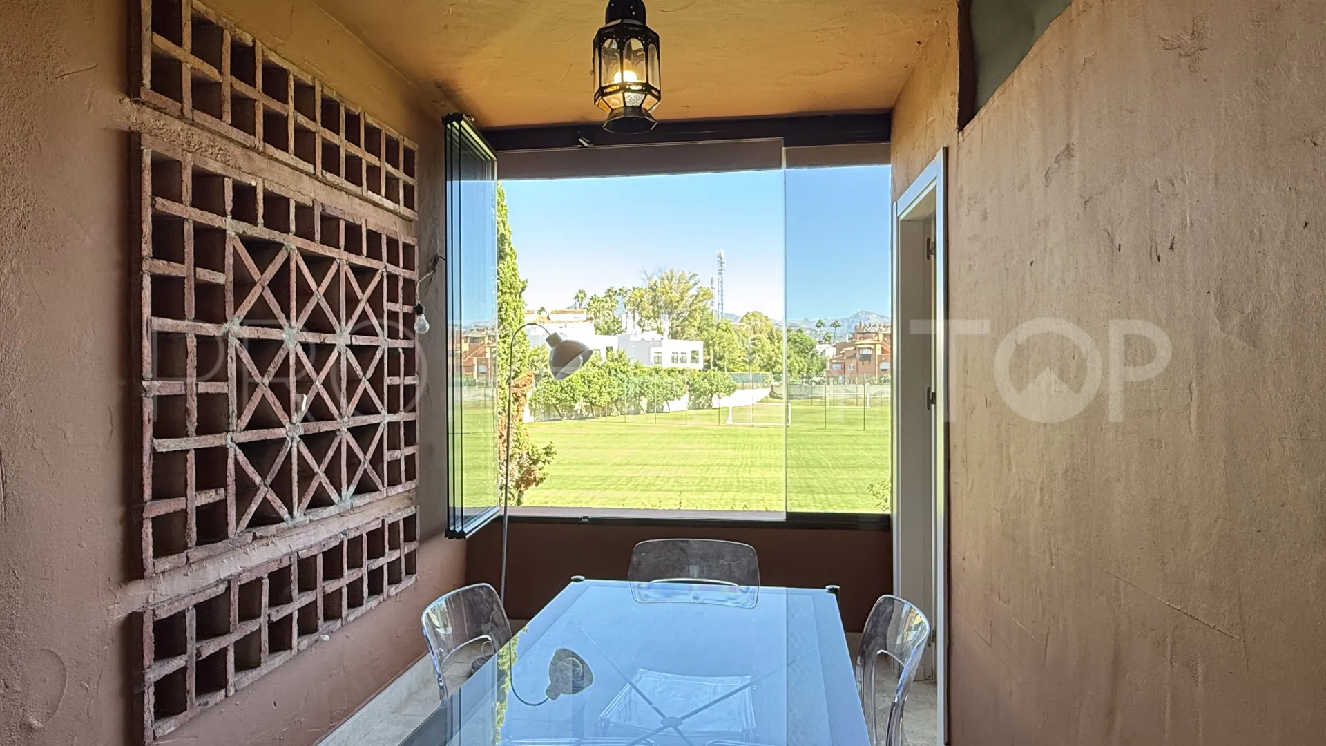 Alhambra los Granados apartment for sale