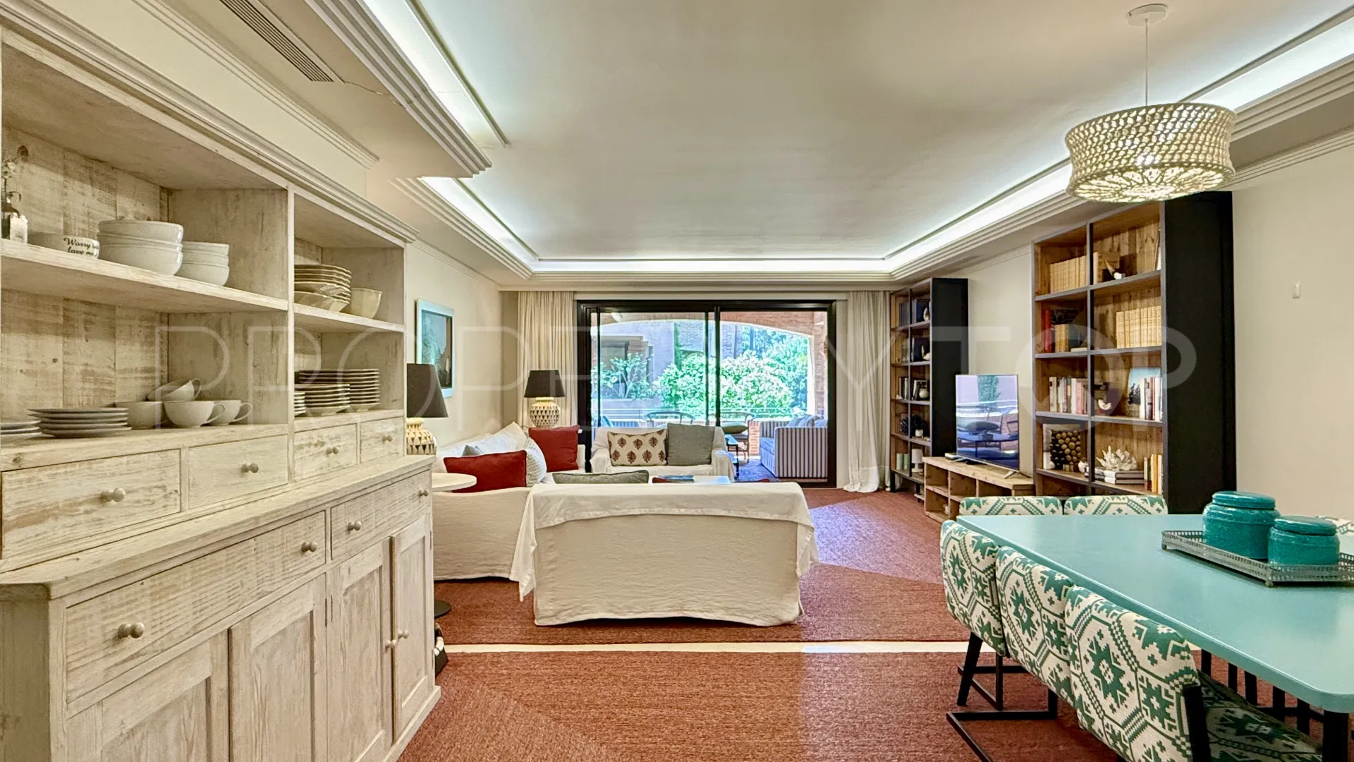 Alhambra los Granados apartment for sale