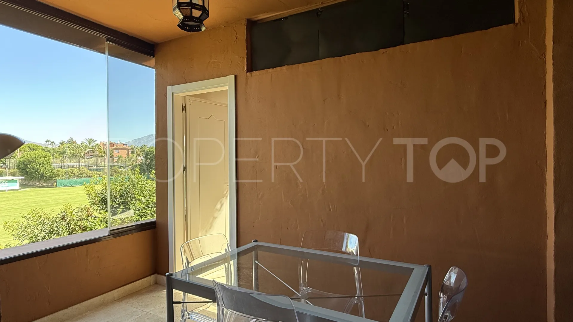 Alhambra los Granados apartment for sale