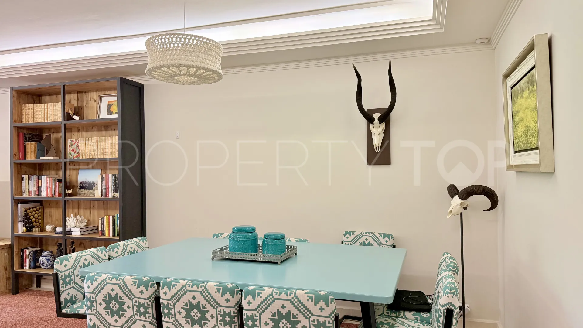 Alhambra los Granados apartment for sale
