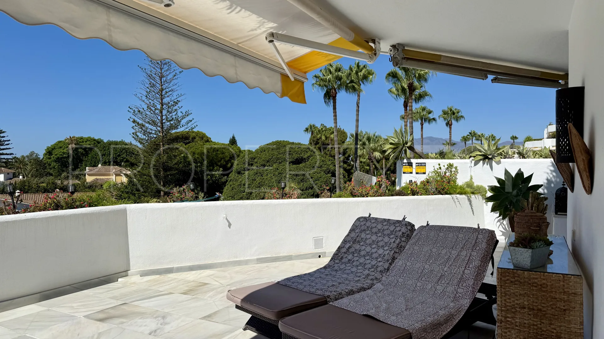For sale Guadalmina Baja apartment with 4 bedrooms