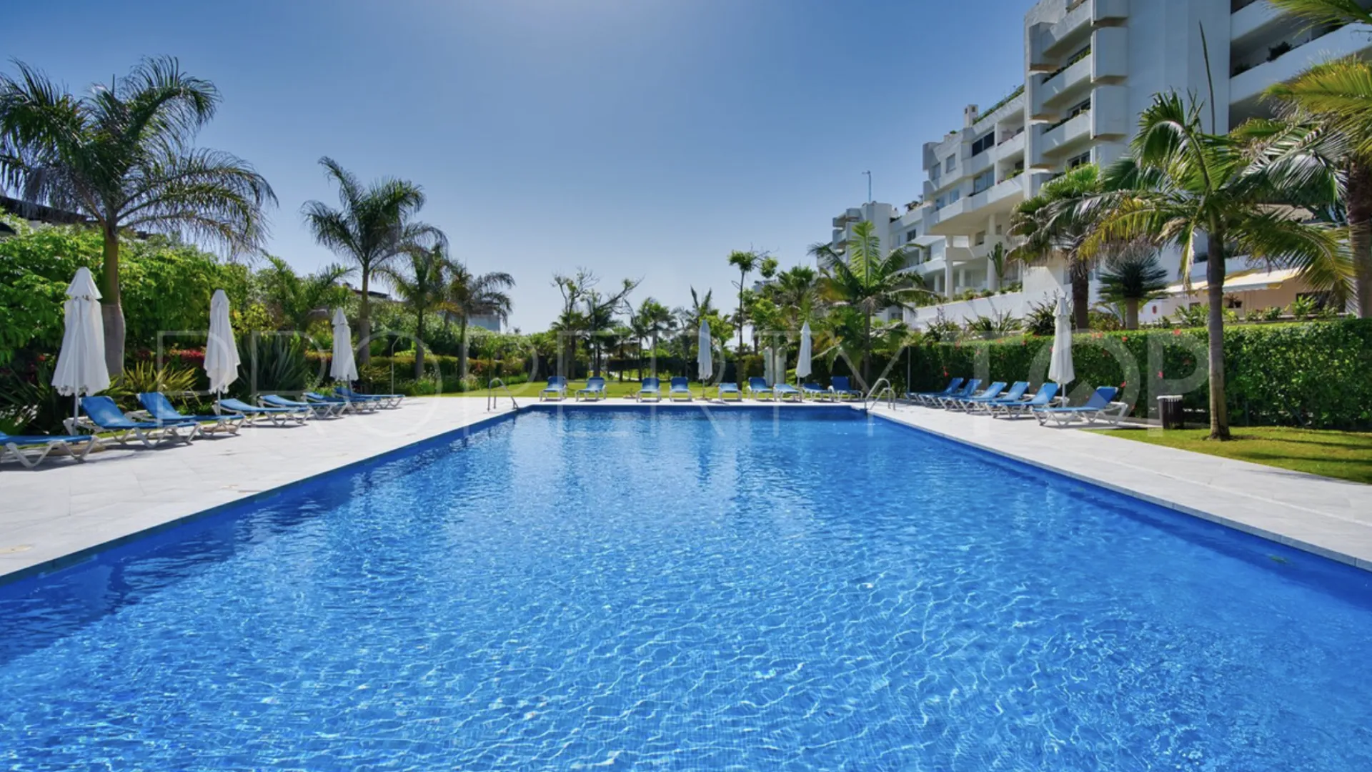 For sale Guadalmina Baja apartment with 4 bedrooms