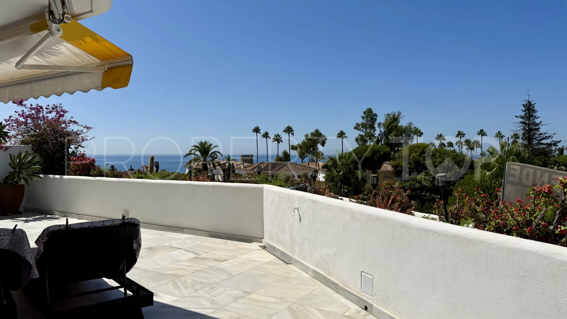 For sale Guadalmina Baja apartment with 4 bedrooms