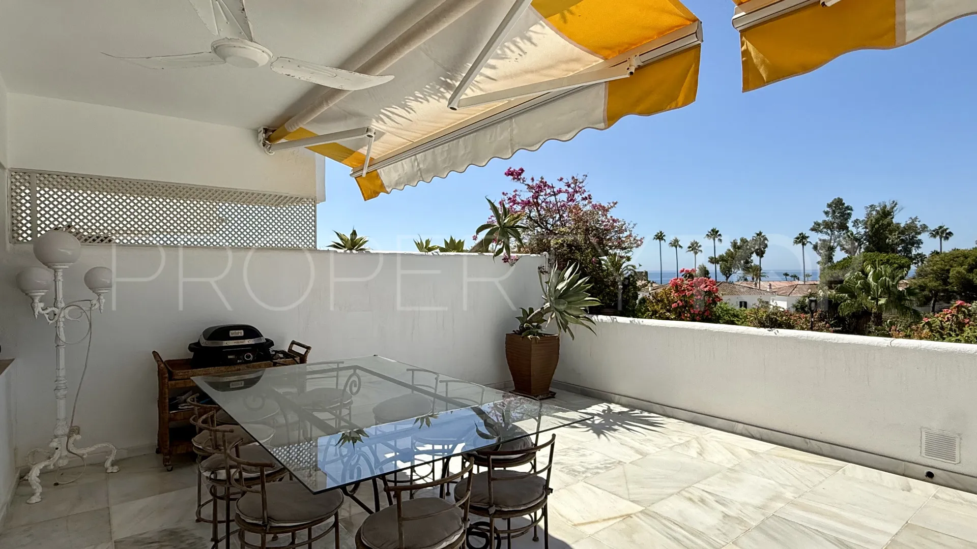 For sale Guadalmina Baja apartment with 4 bedrooms