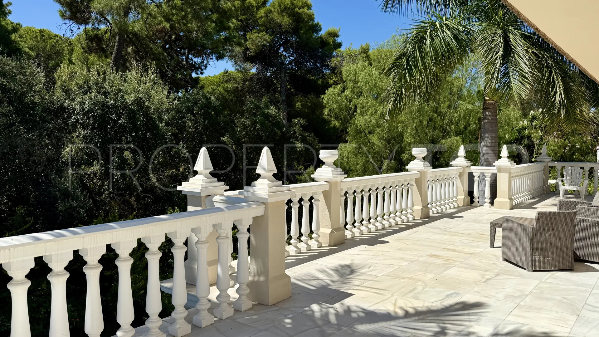 For sale villa with 5 bedrooms in El Presidente