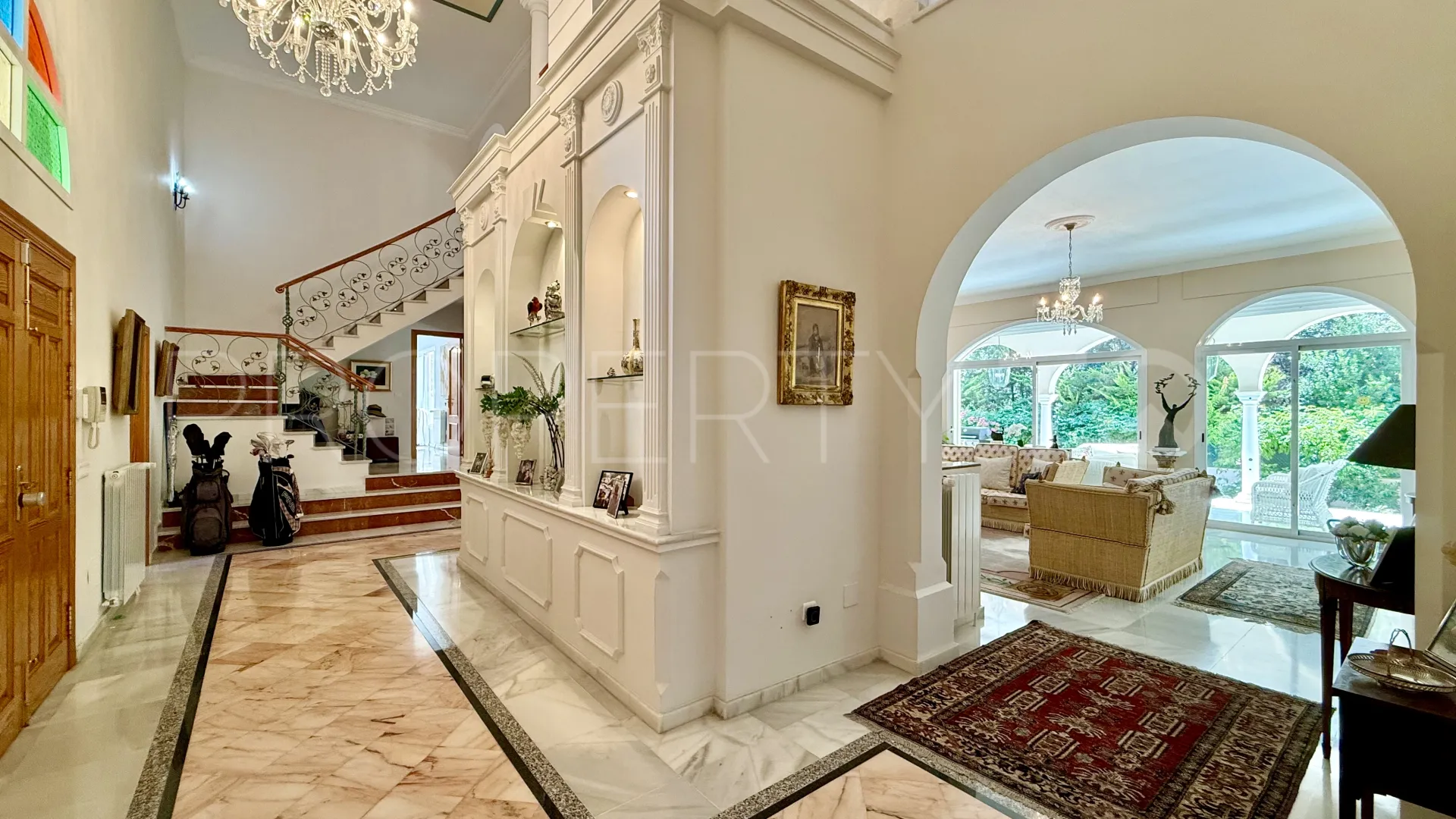 For sale villa with 5 bedrooms in El Presidente