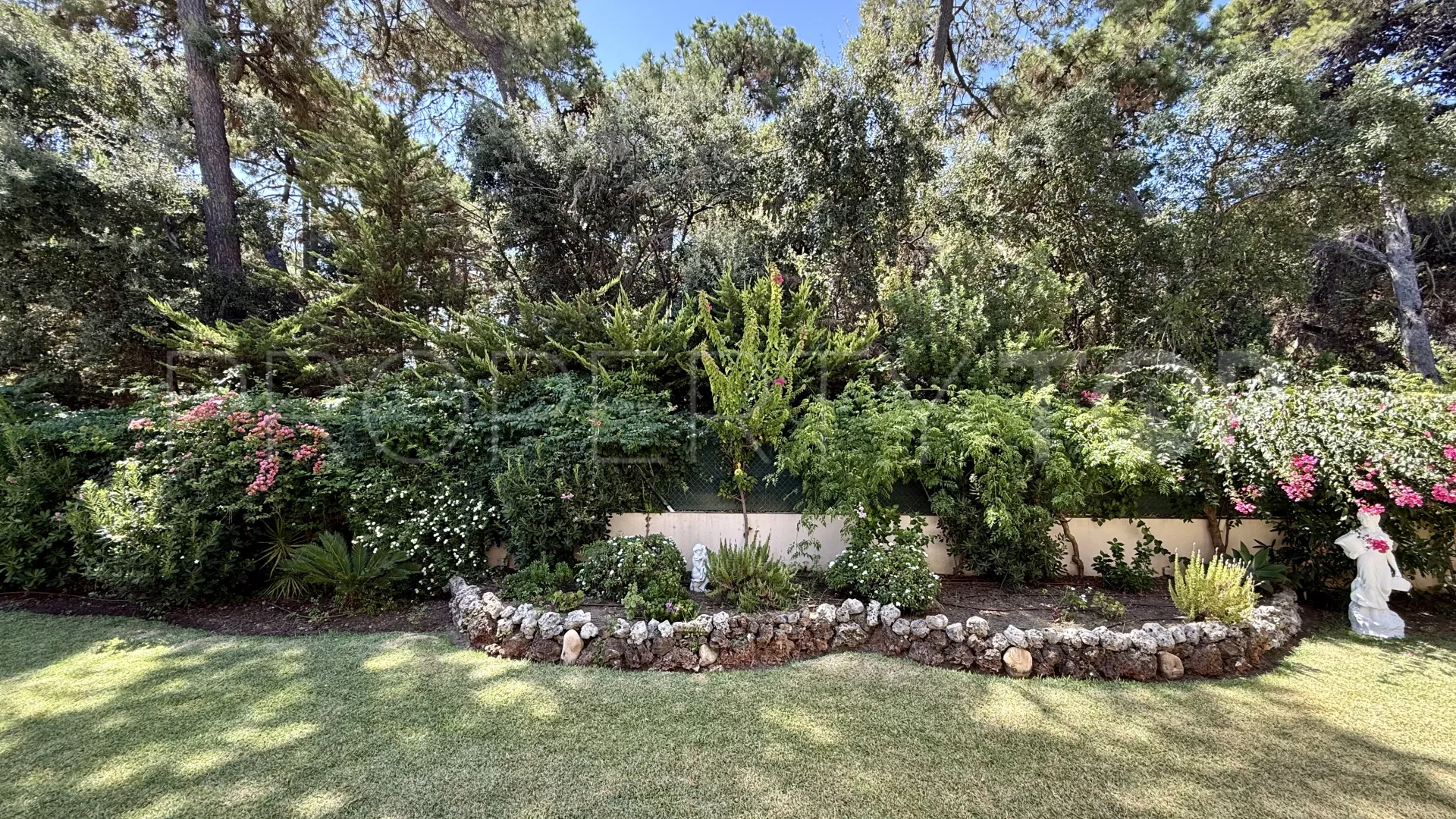 For sale villa with 5 bedrooms in El Presidente