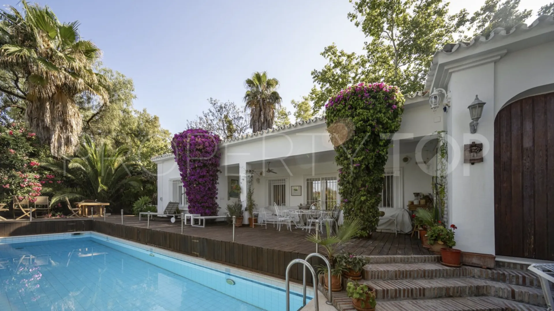 Villa for sale in Guadalmina Alta with 3 bedrooms