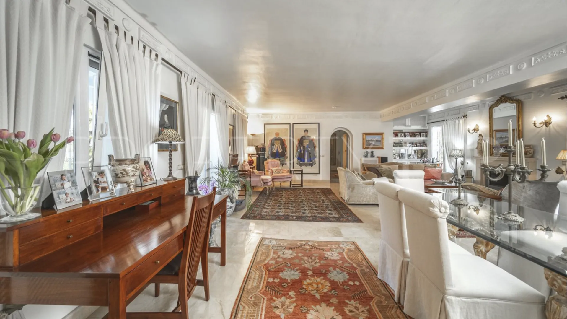 Villa for sale in Guadalmina Alta with 3 bedrooms