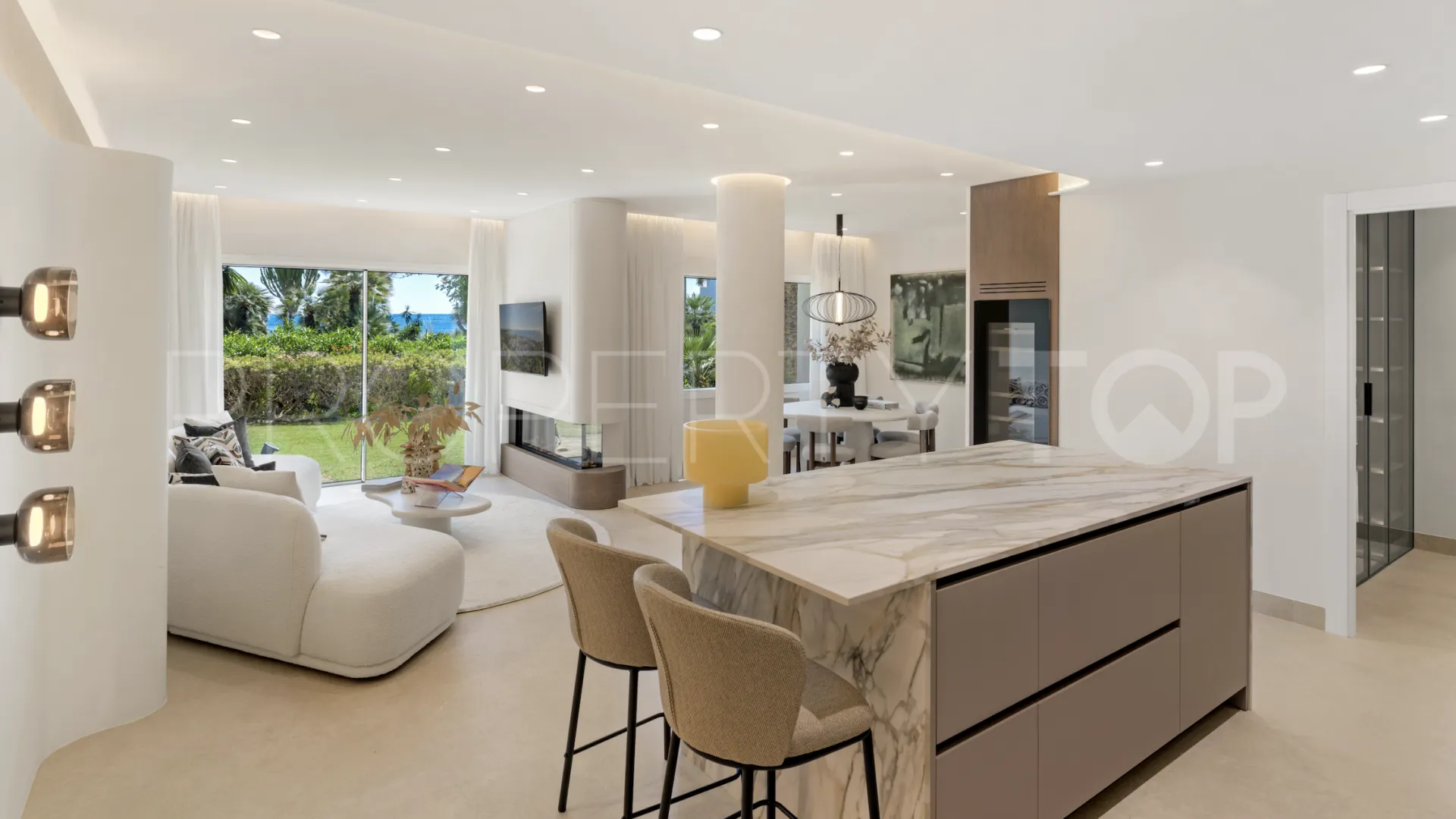 For sale ground floor apartment in Costalita