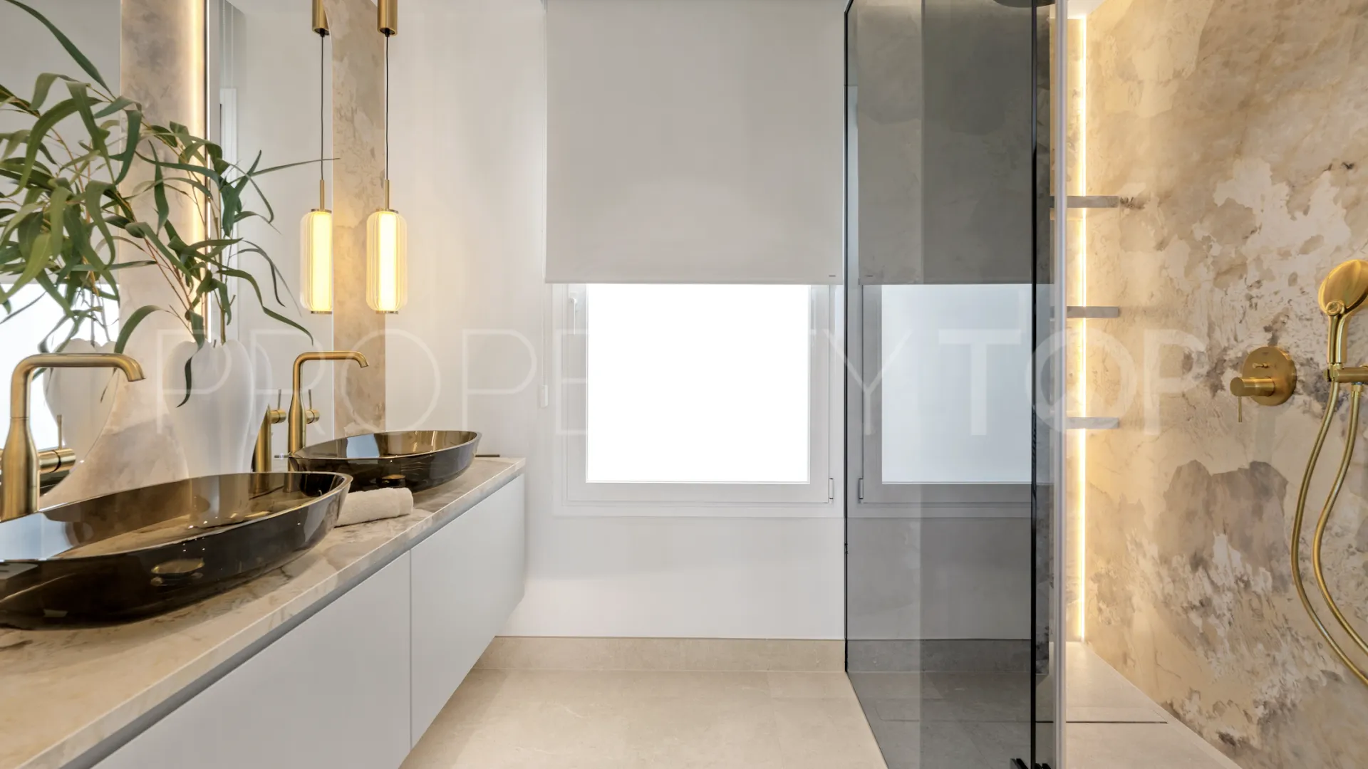 For sale ground floor apartment in Costalita