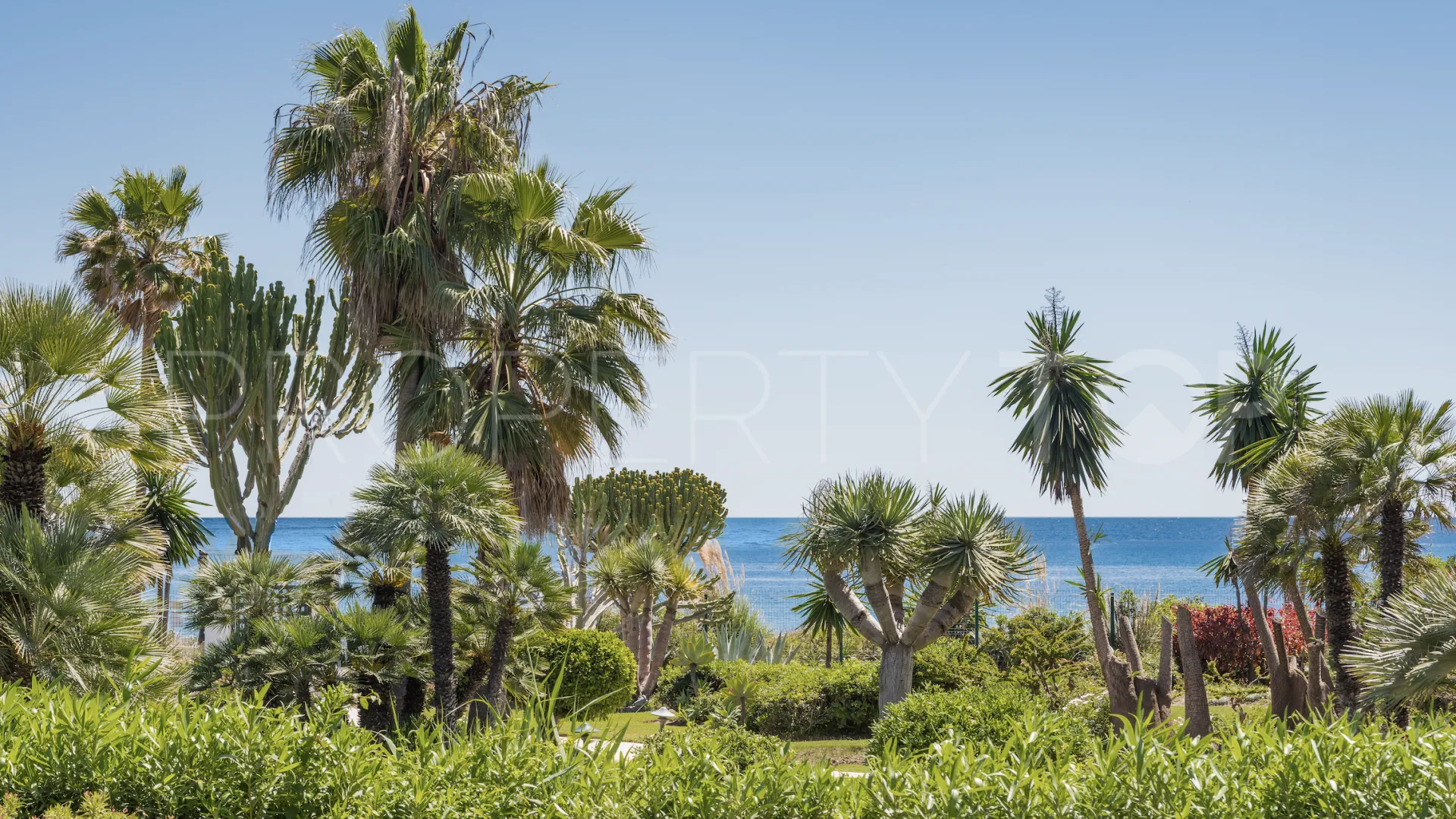 For sale ground floor apartment in Costalita