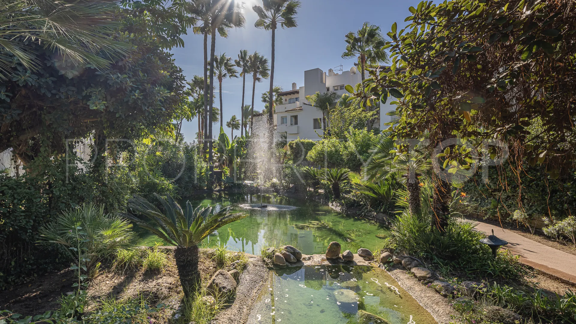 For sale ground floor apartment in Costalita
