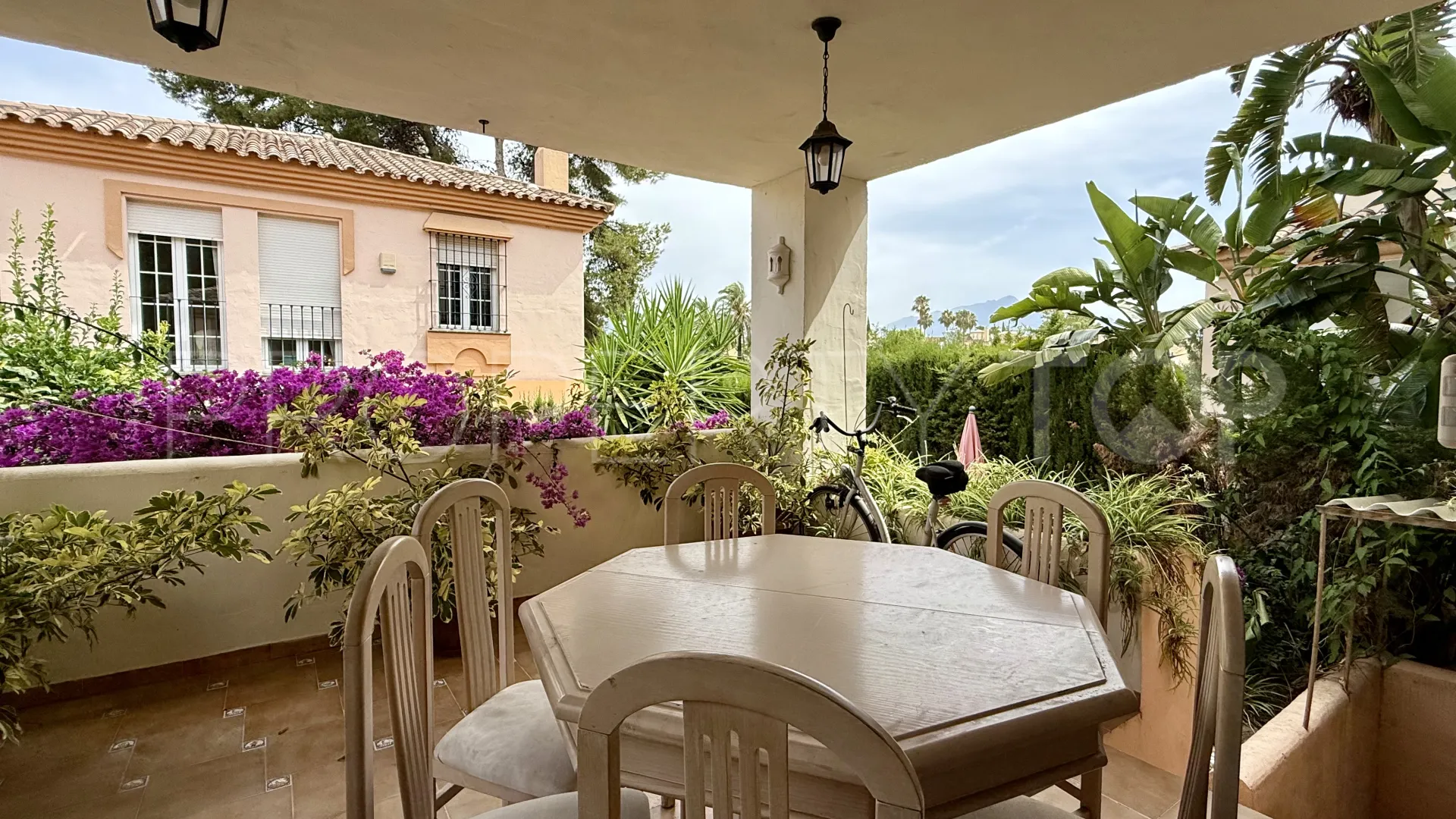 Pareado en venta en Guadalmina Alta