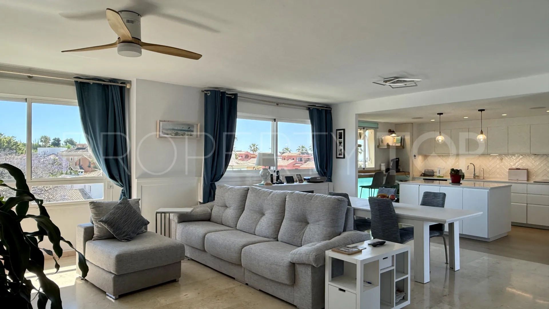 Ático a la venta en Guadalmina Alta