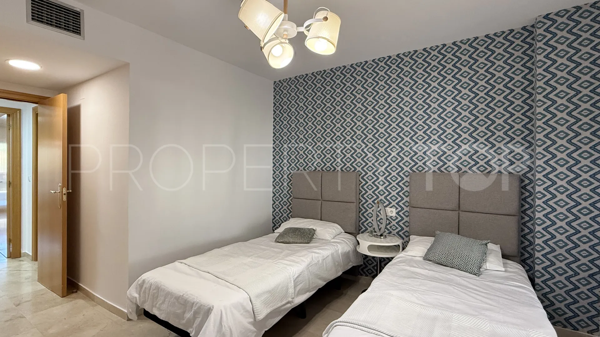 3 bedrooms apartment in Guadalmina Alta for sale