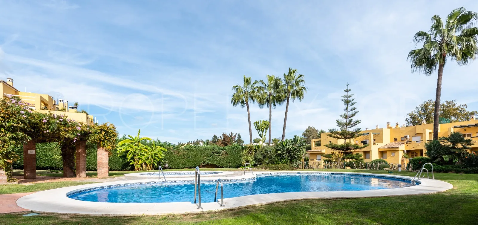 Comprar atico duplex en Guadalmina Alta de 3 dormitorios