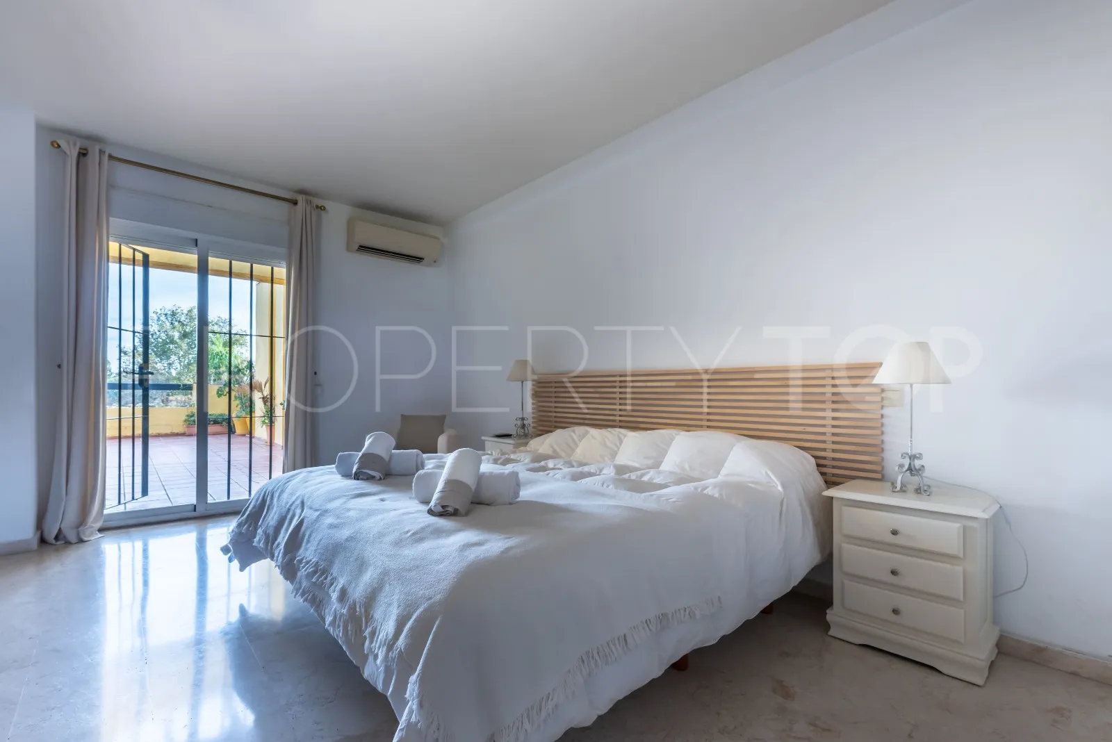 Comprar atico duplex en Guadalmina Alta de 3 dormitorios