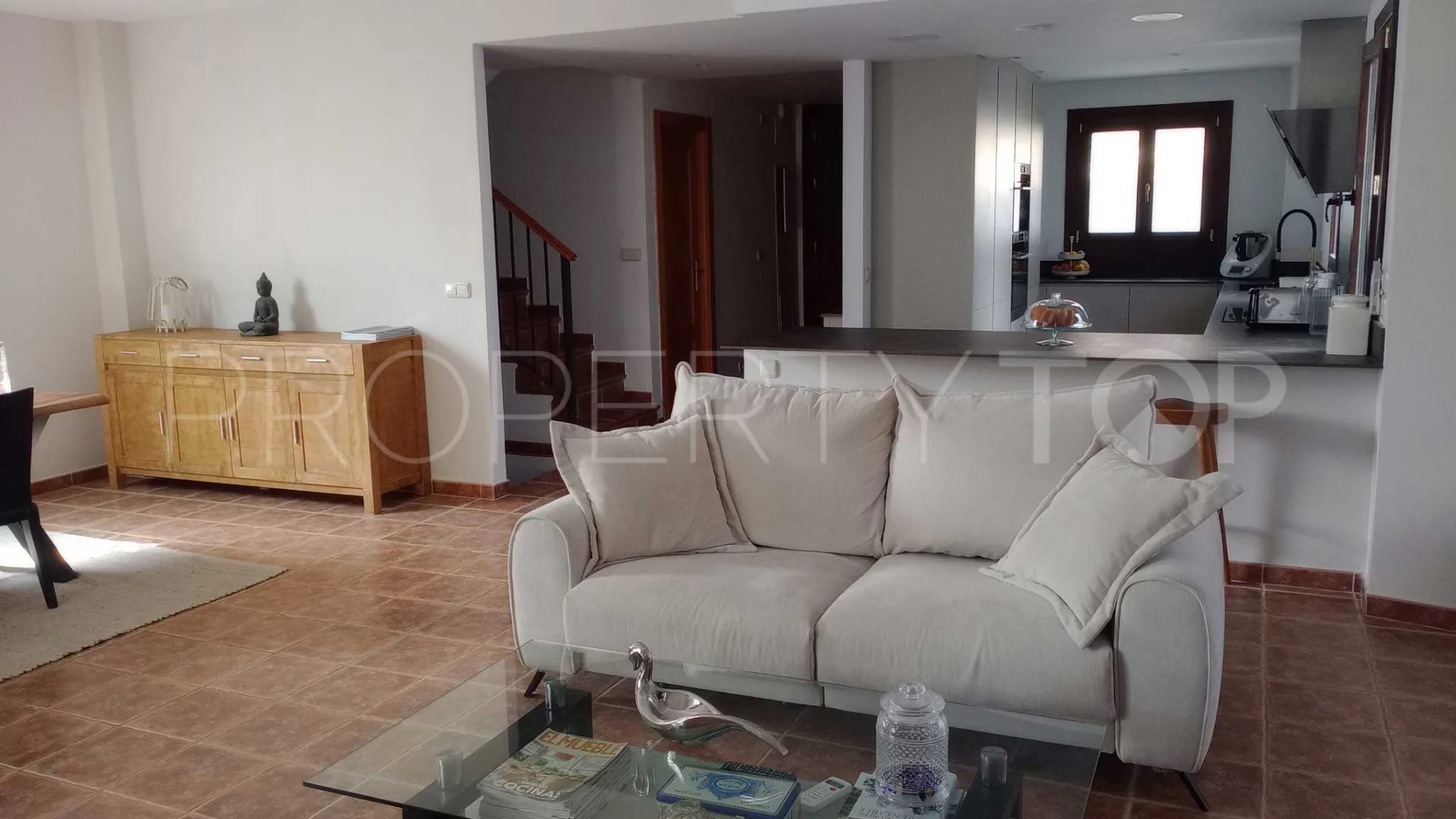 For sale Montevideo Hills town house