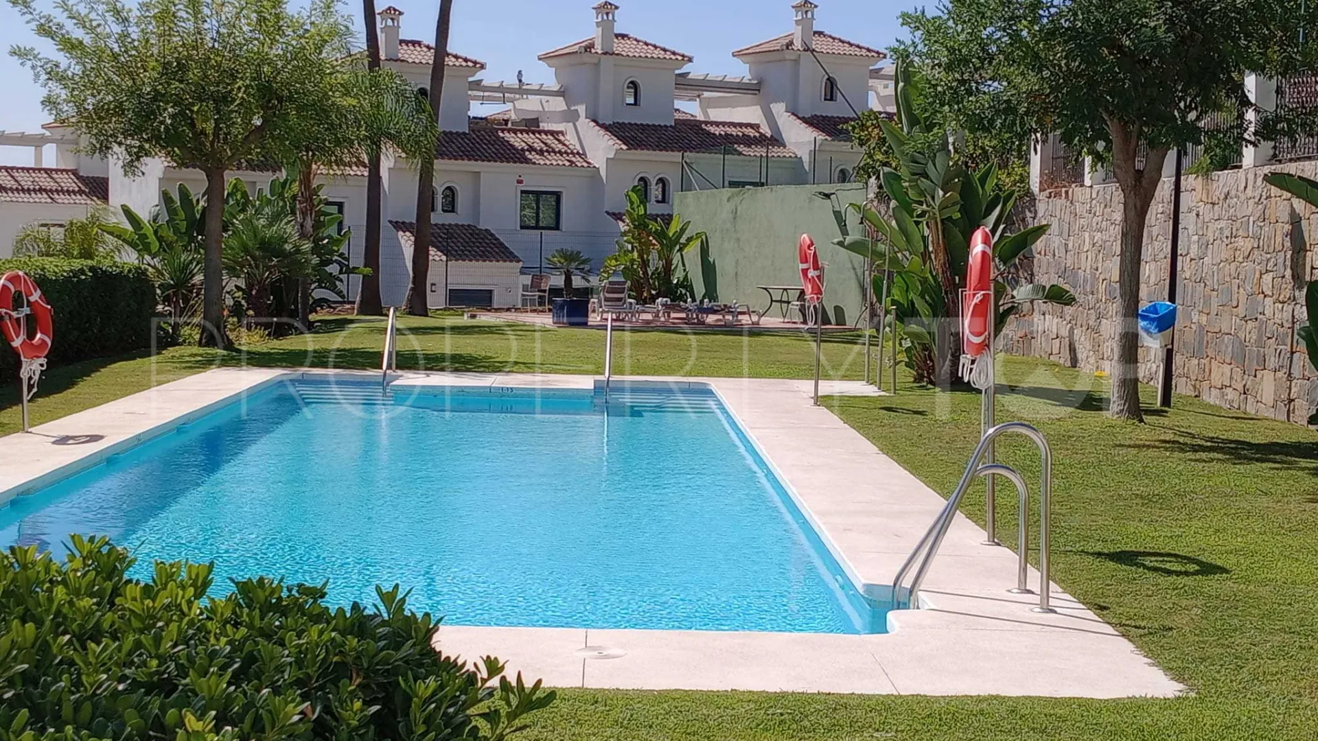 For sale Montevideo Hills town house