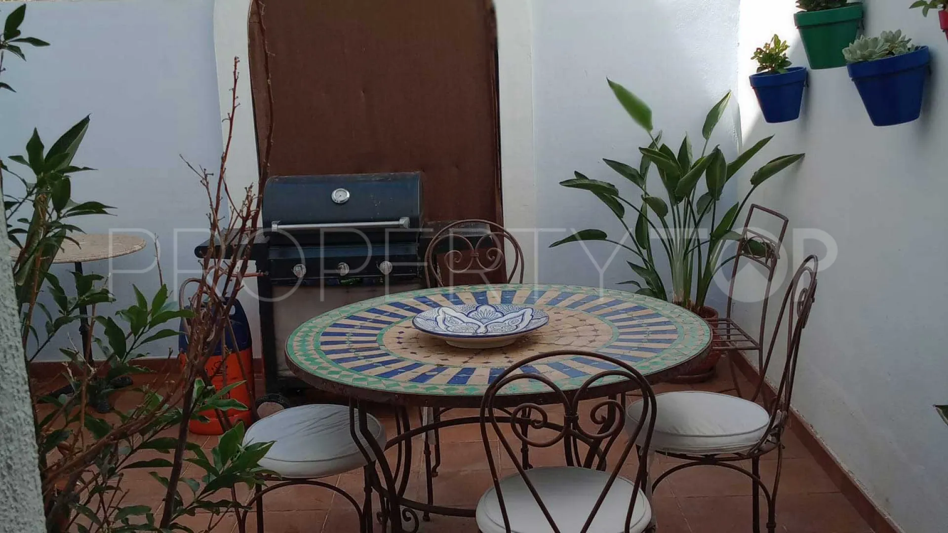 For sale Montevideo Hills town house