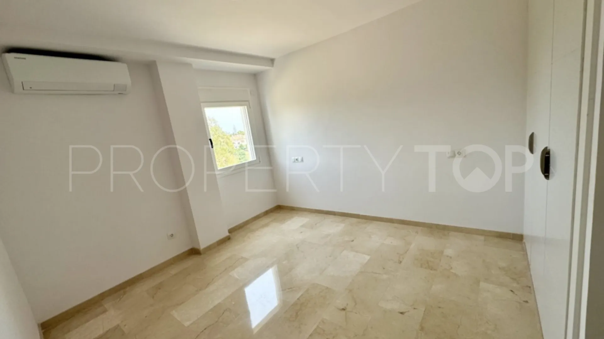 Atalaya, apartamento en venta con 3 dormitorios