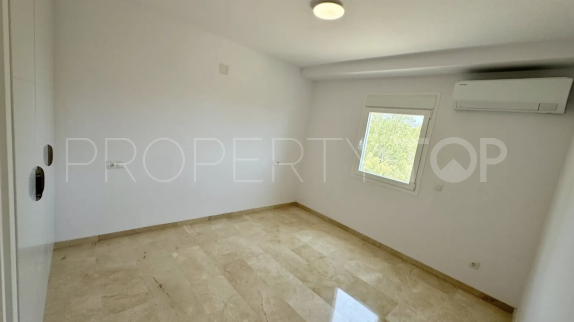 Atalaya, apartamento en venta con 3 dormitorios